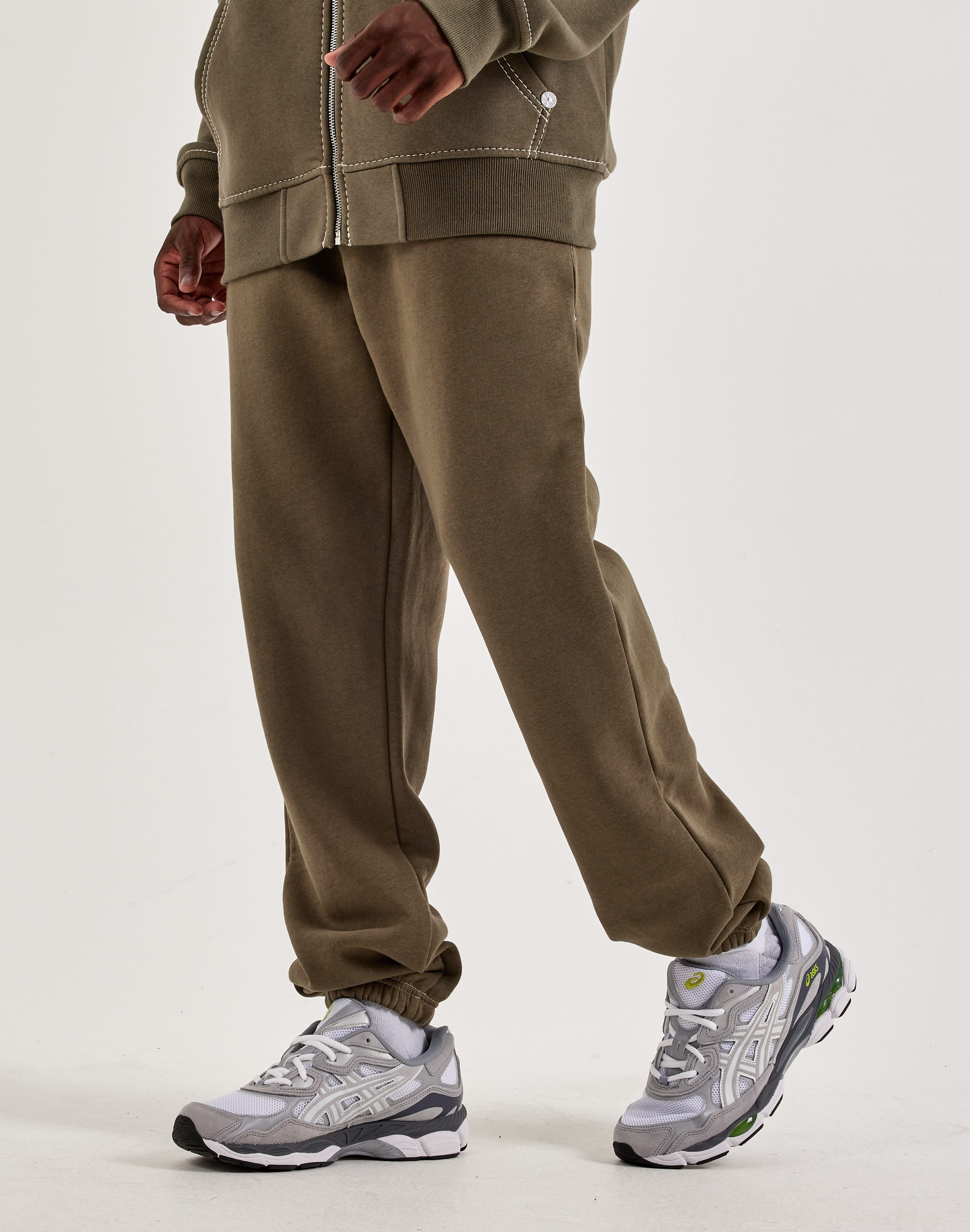True Religion Heritage Big - T Fleece Joggers
