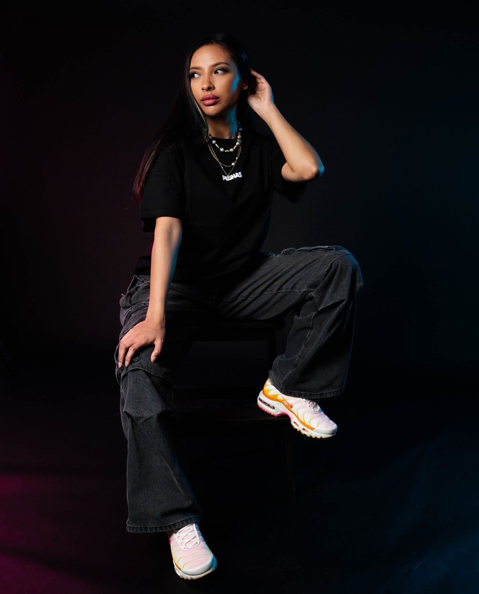 WHITE* PUSHAS Print Logo T - Shirt Black / White (2024)