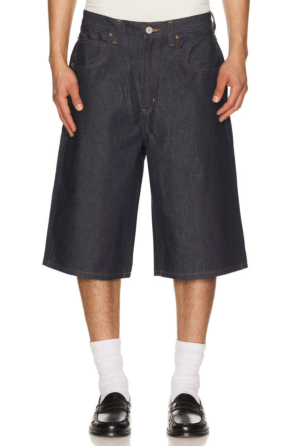 Agolde Fusion Skater Short in Undone