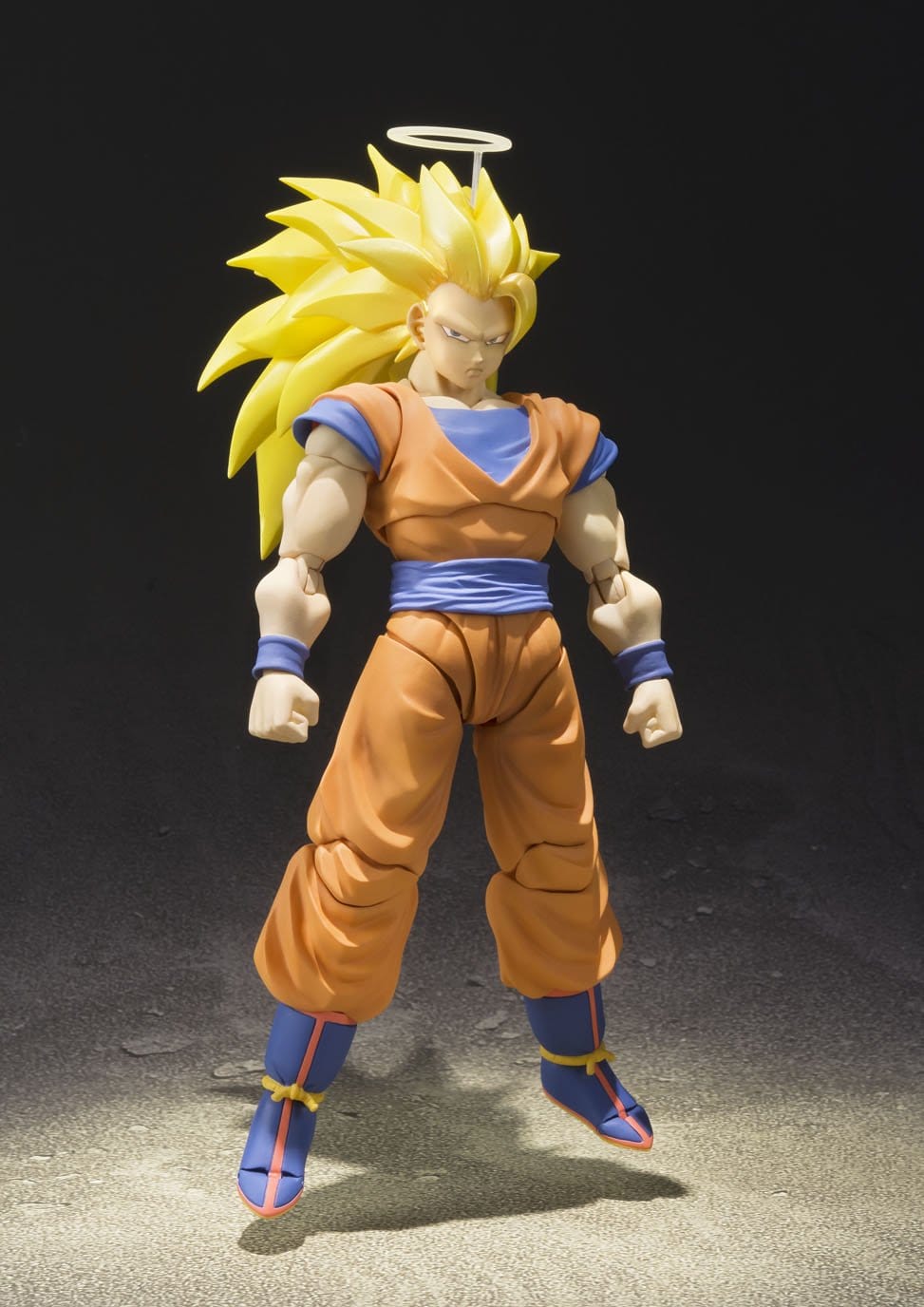 SHF Son Goku Super Saiyan Full Power S.H.Figuarts Action Figure - Dragon Ball Z