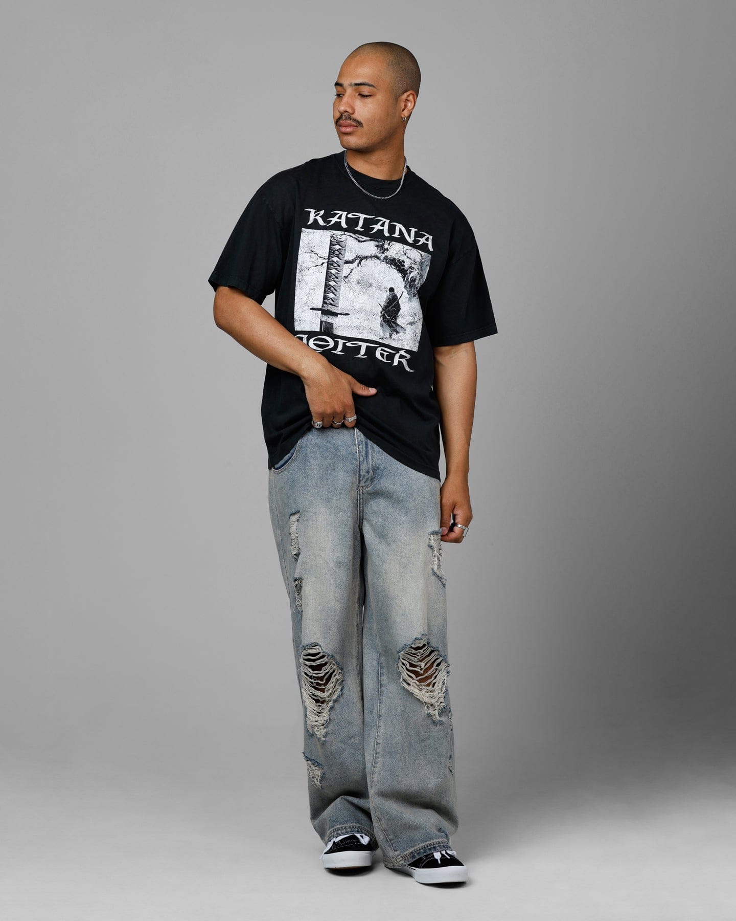 Loiter Katana Vintage T - Shirt Black Acidwash