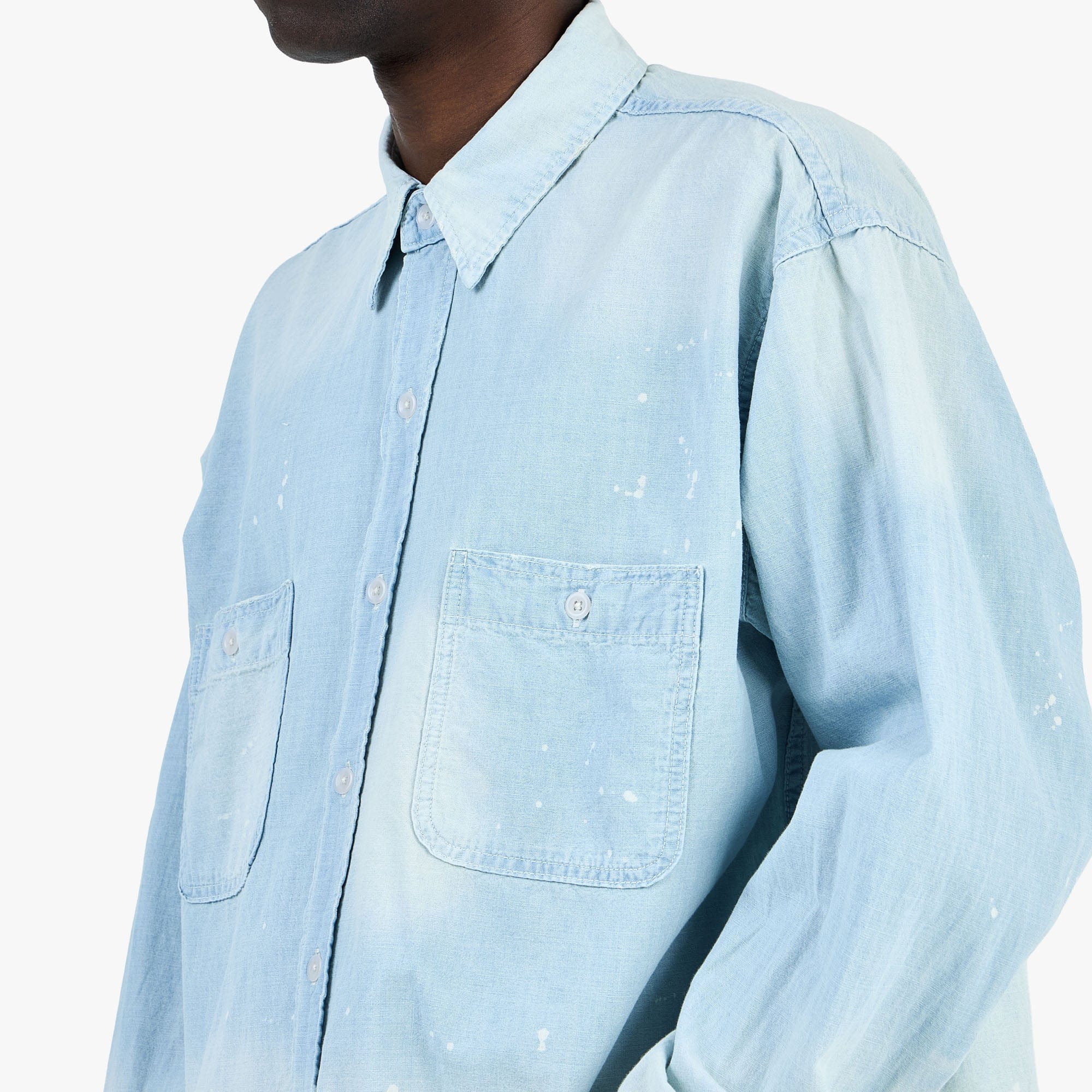 BEAMS Damage Chambray Shirt / Fade Blue