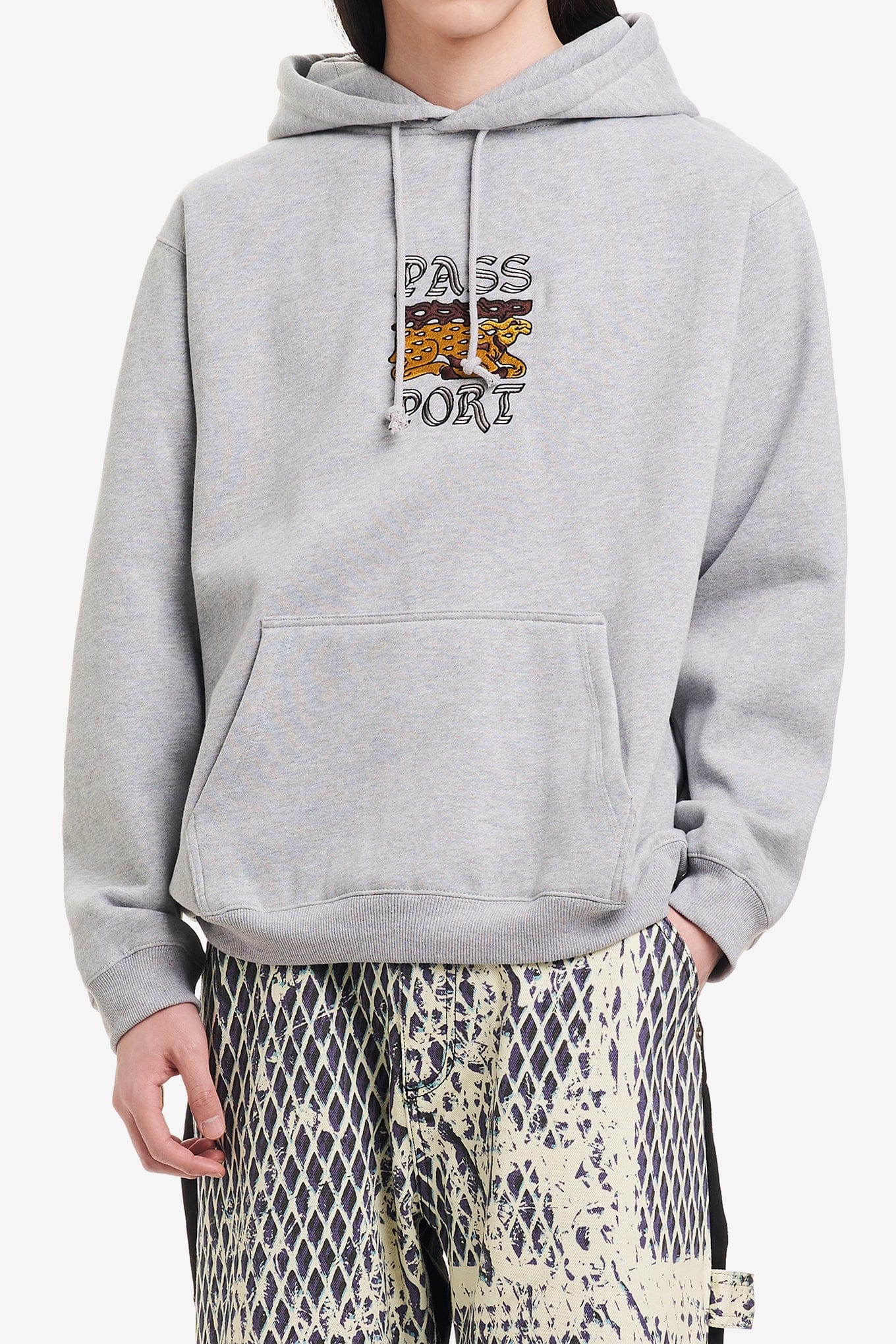 PASS PORT ANTLER HOODIE