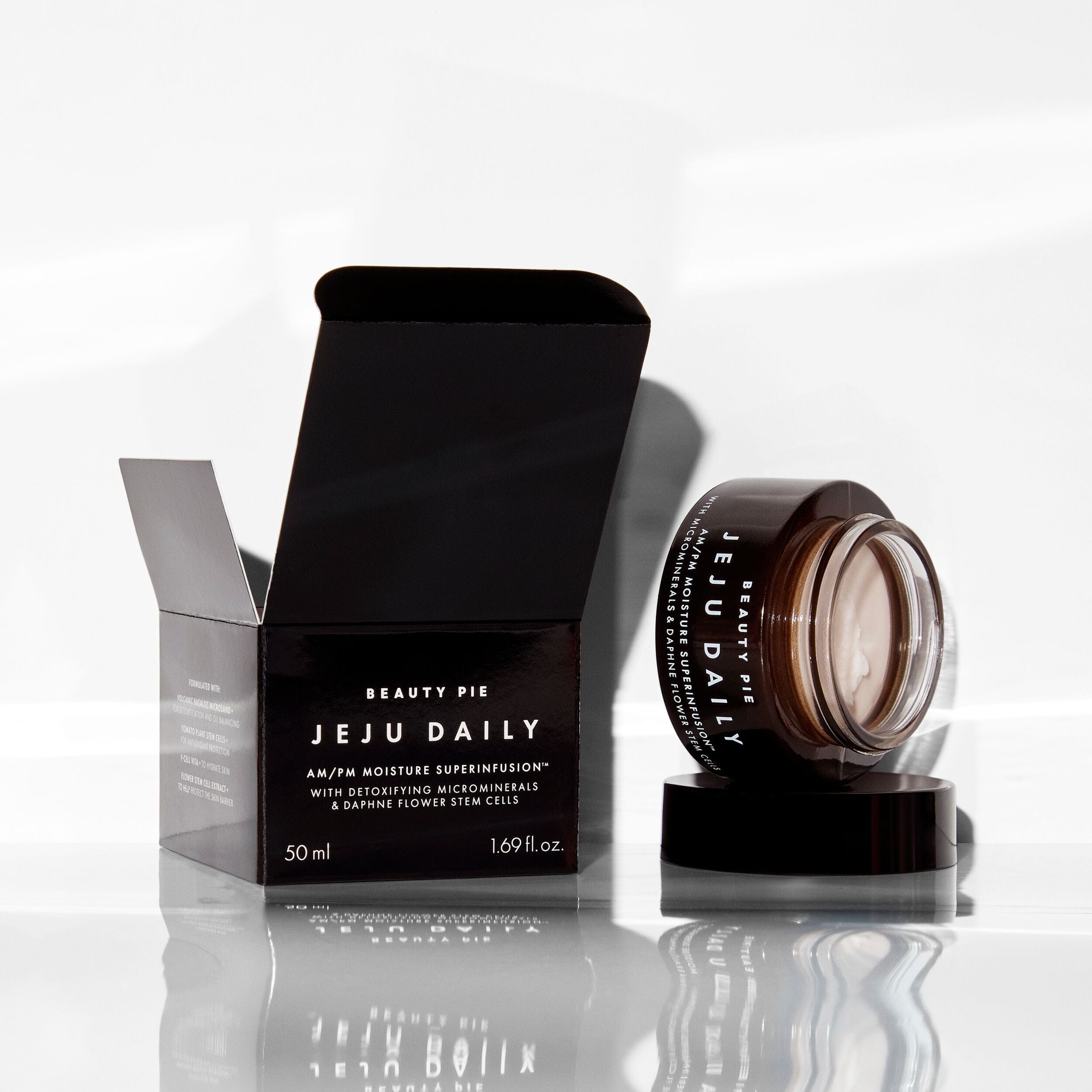 Beauty Pie Jeju Daily AM/PM Moisture Superinfusion
