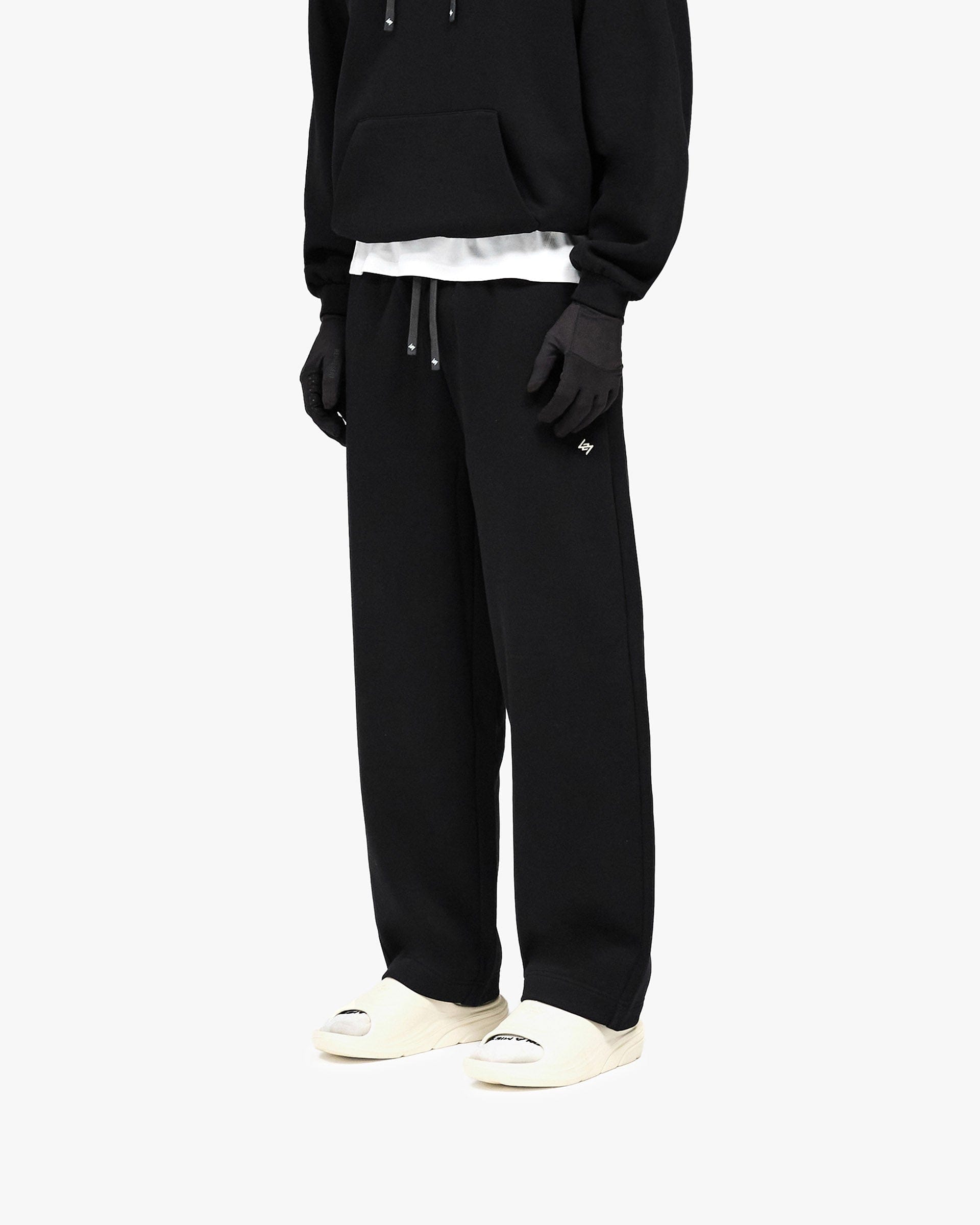 247 DNA Almond Leg Sweatpant - Jet Black