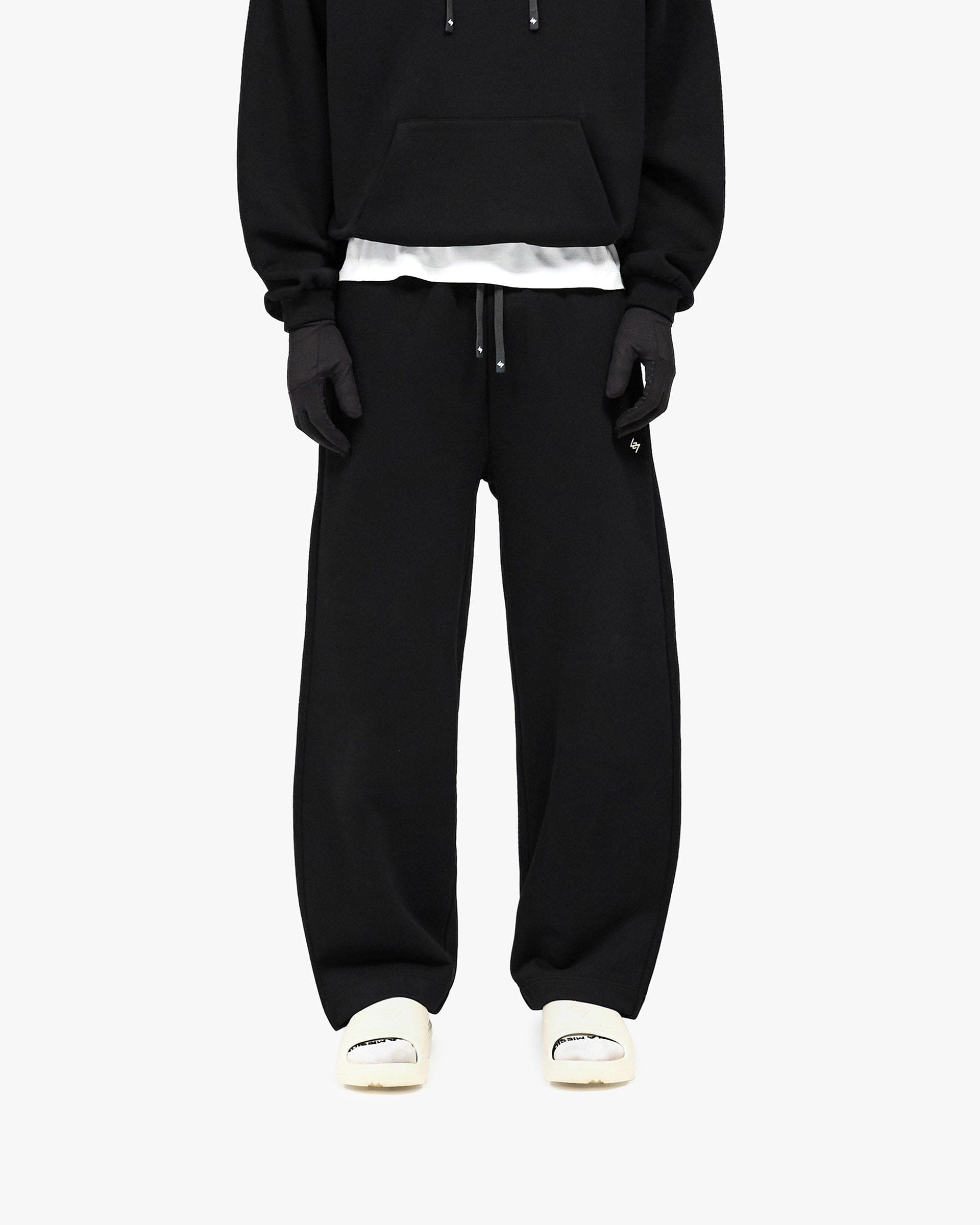 247 DNA Almond Leg Sweatpant - Jet Black
