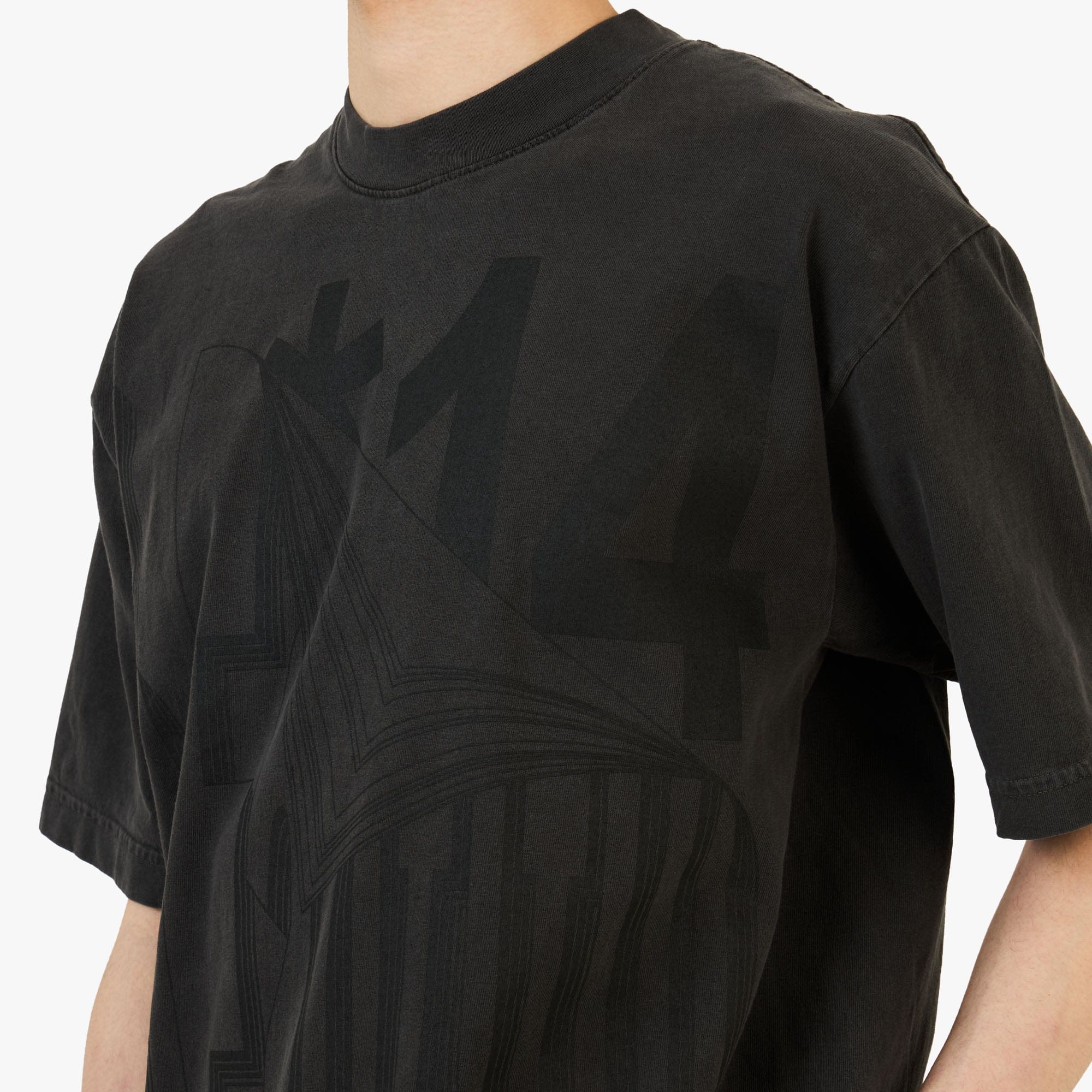 b.Eautiful Flip T - Shirt / Vintage Black