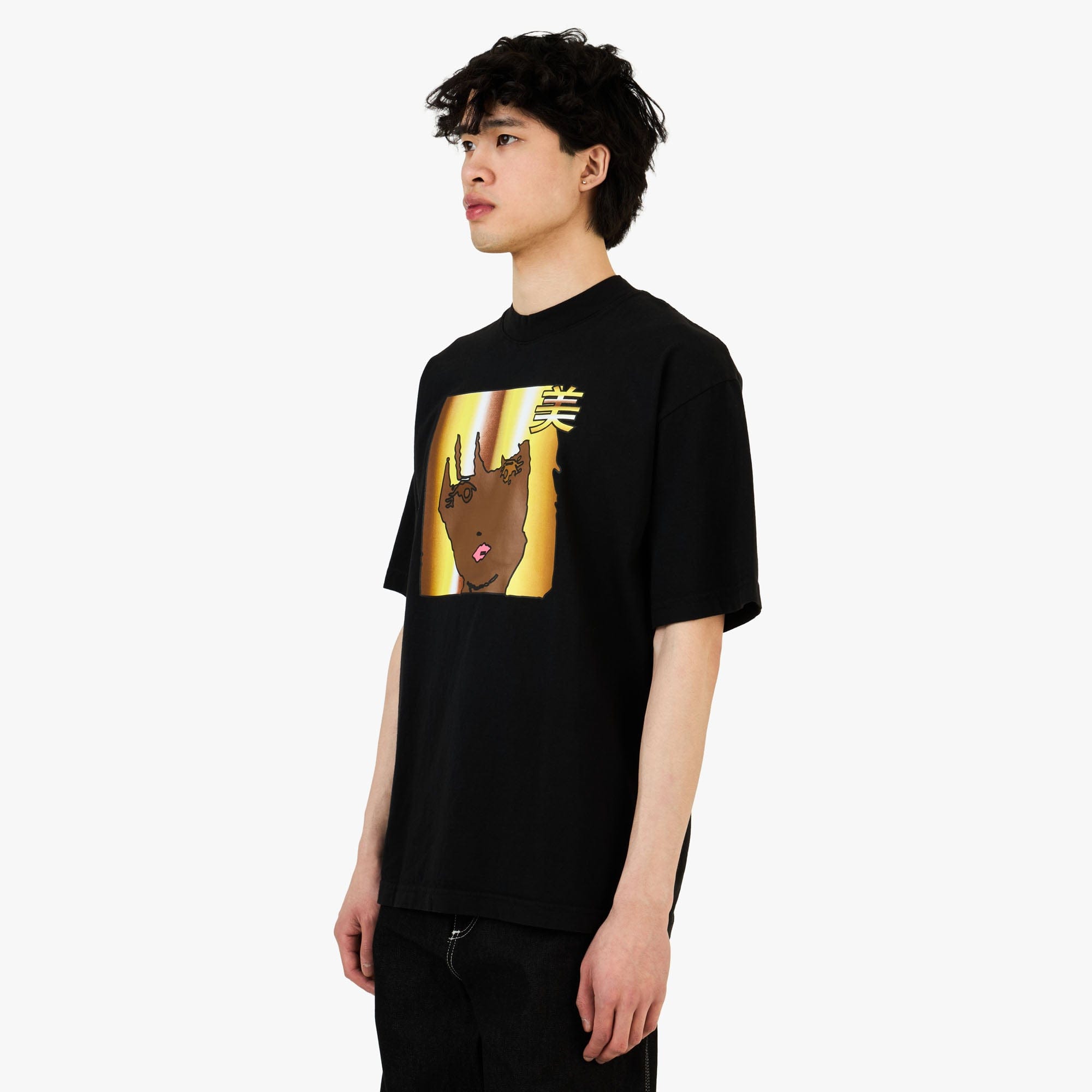 b.Eautiful x Sara Yukiko b.e Girl T - Shirt / Black