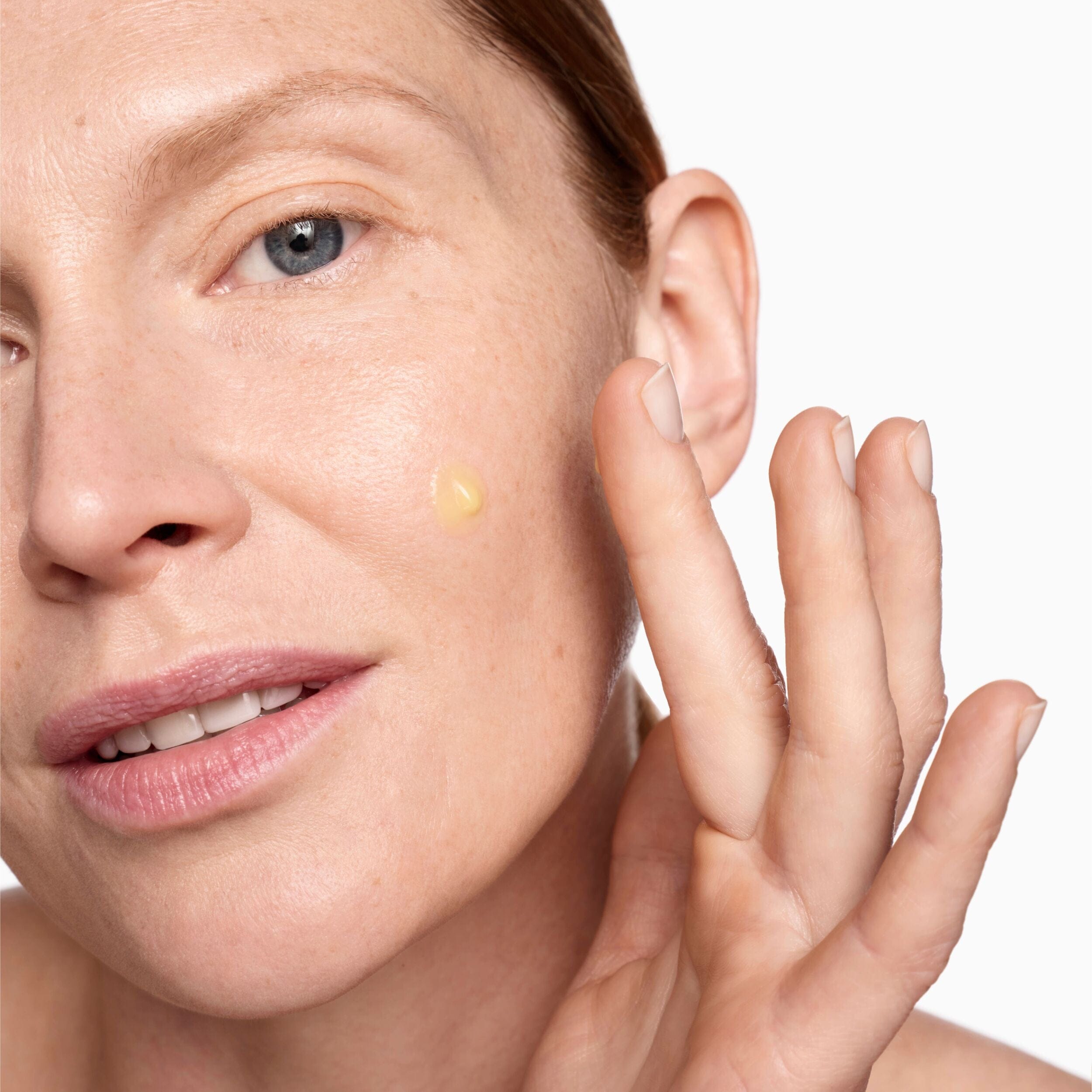 Action Youthbomb Double - Retinol Action Skin Overhaul Serum (5% Retinol Complex)