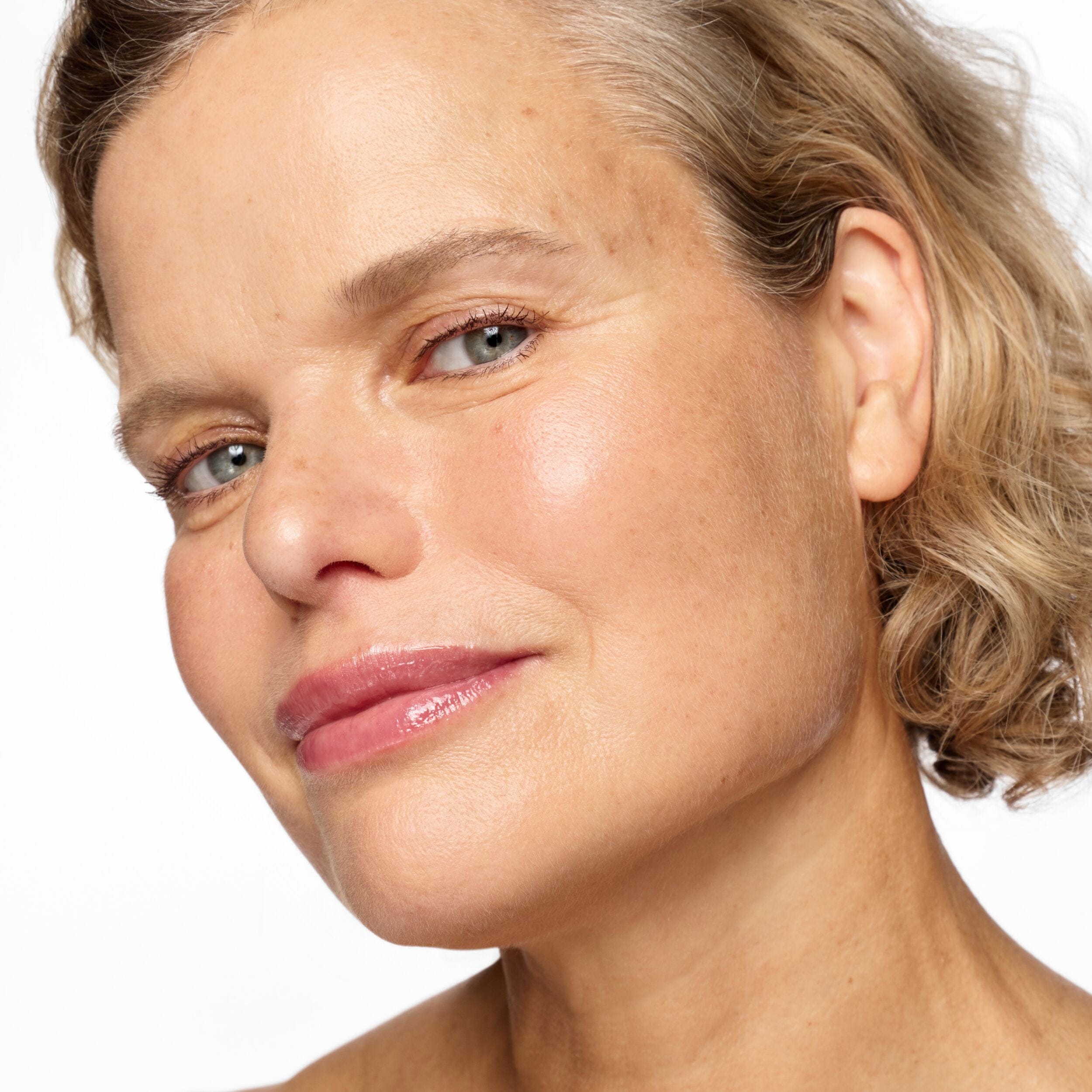 Beauty Pie Wonderfilter Brightening Primer