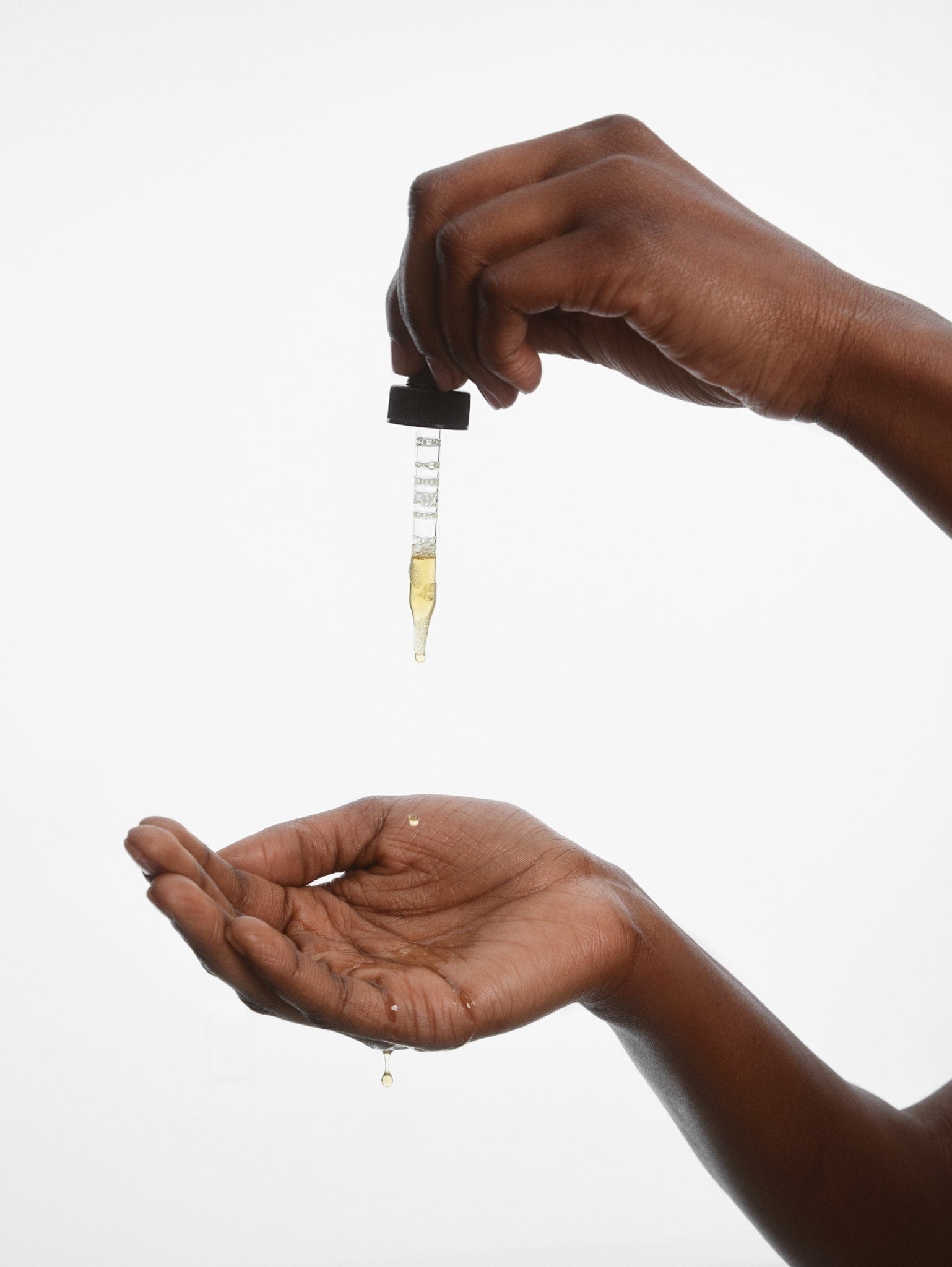 GOOP 20% vitamin c + hyaluronic acid glow serum