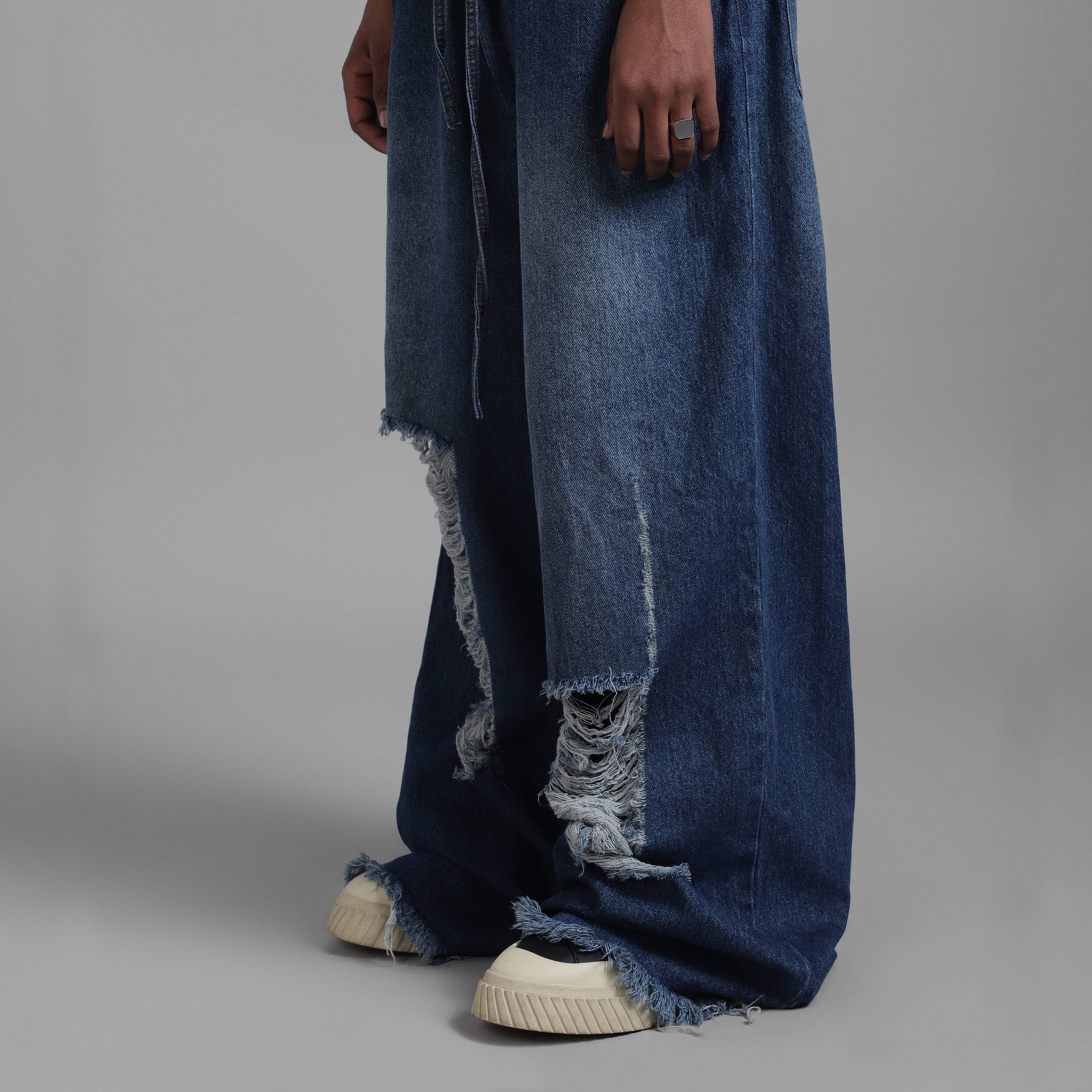 Classic SuperHUEMN Dark Wash Faded Effect Classic Distressed Jeans (Indigo)