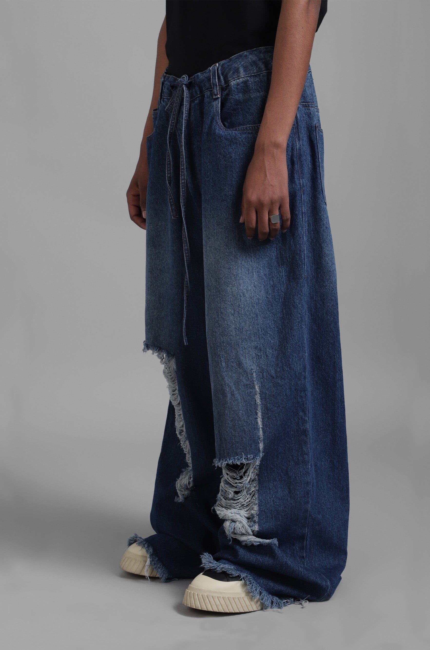 Classic SuperHUEMN Dark Wash Faded Effect Classic Distressed Jeans (Indigo)
