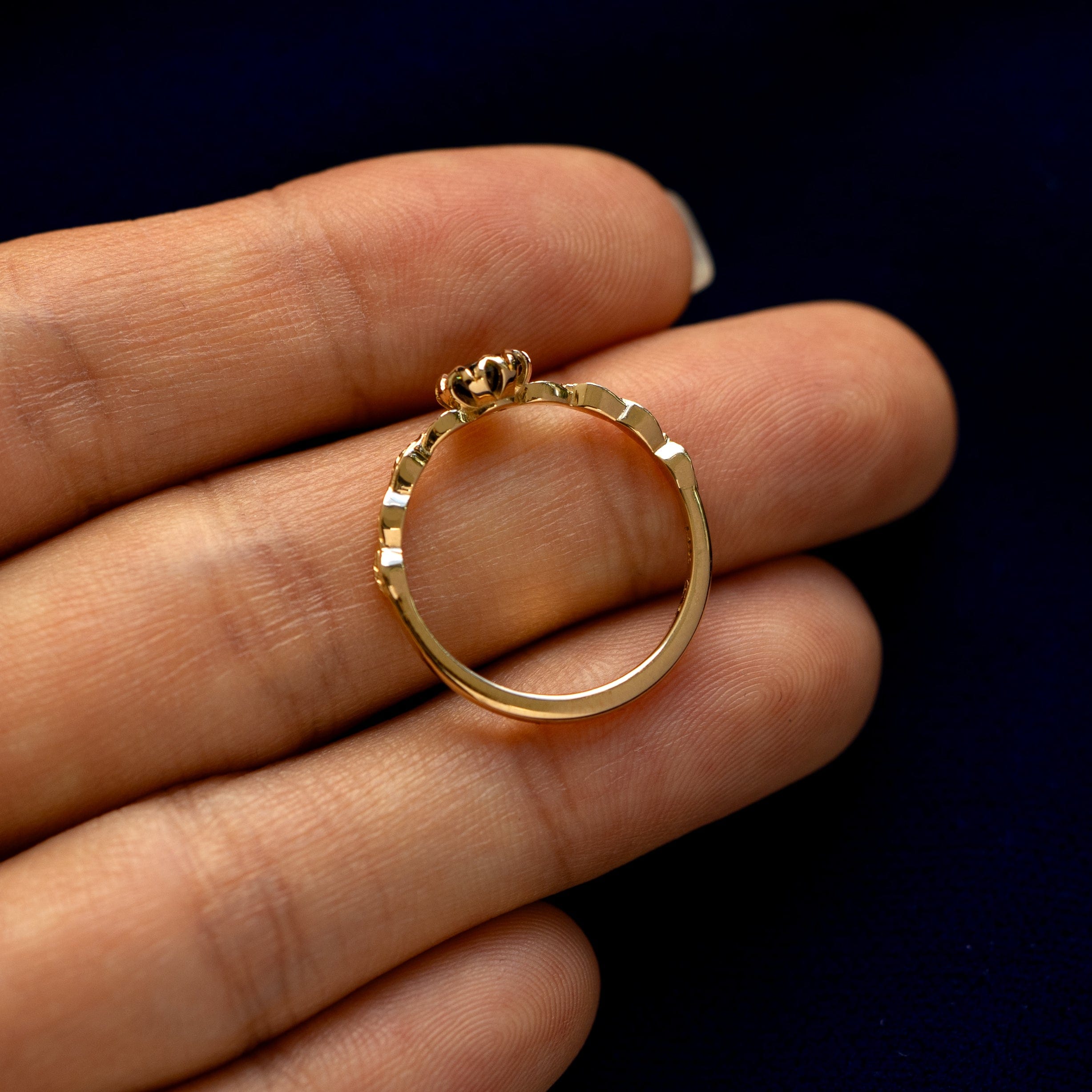 Automic Gold Studio Gemstone Leaf Ring
