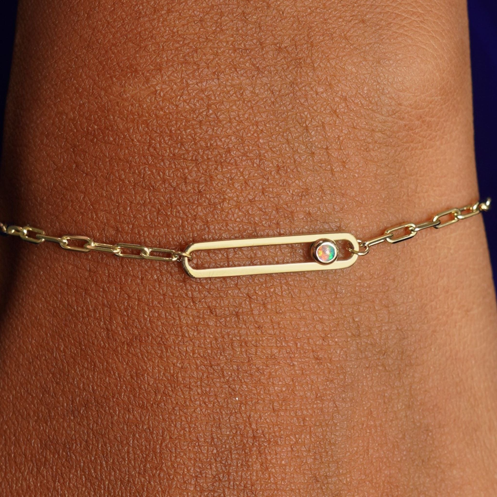 Automic Gold Studio Dancing Gemstone Bracelet