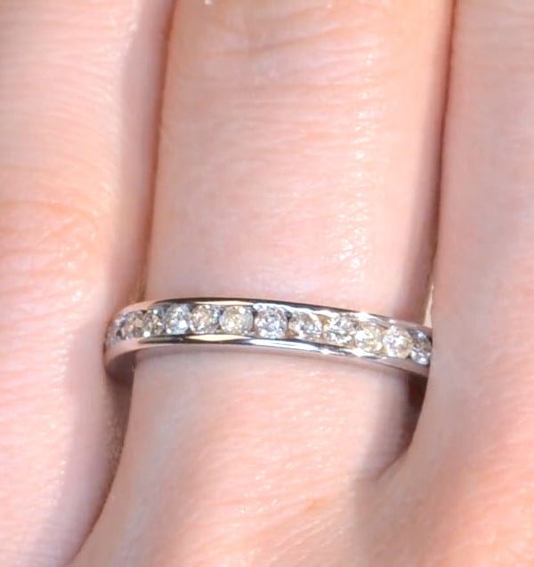 Diamond 9K White Gold Diamond Eternity Ring 0.91CT
