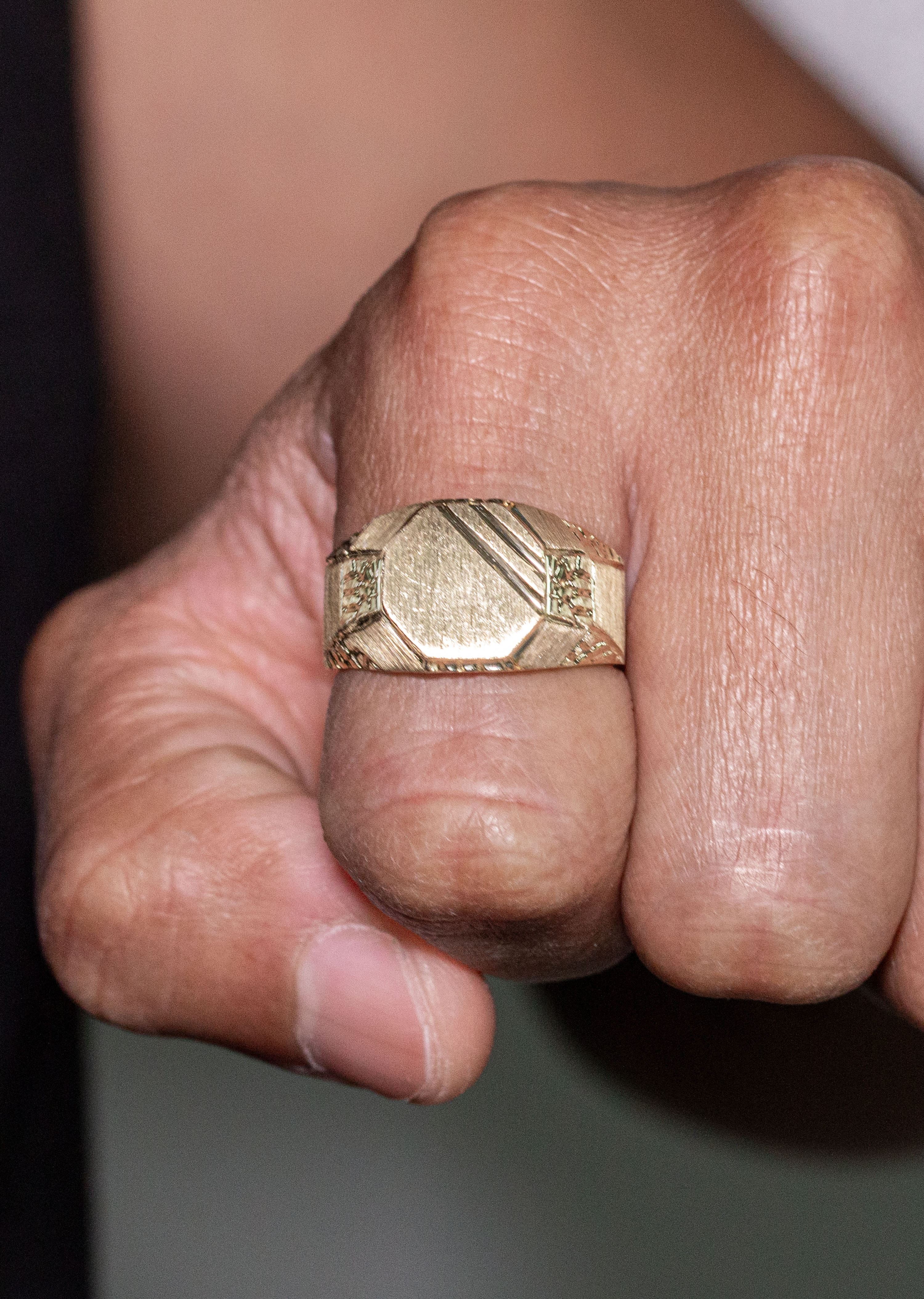 Manufacturer 1 Mens Signet Ring - 10K Gold | 7 Grams