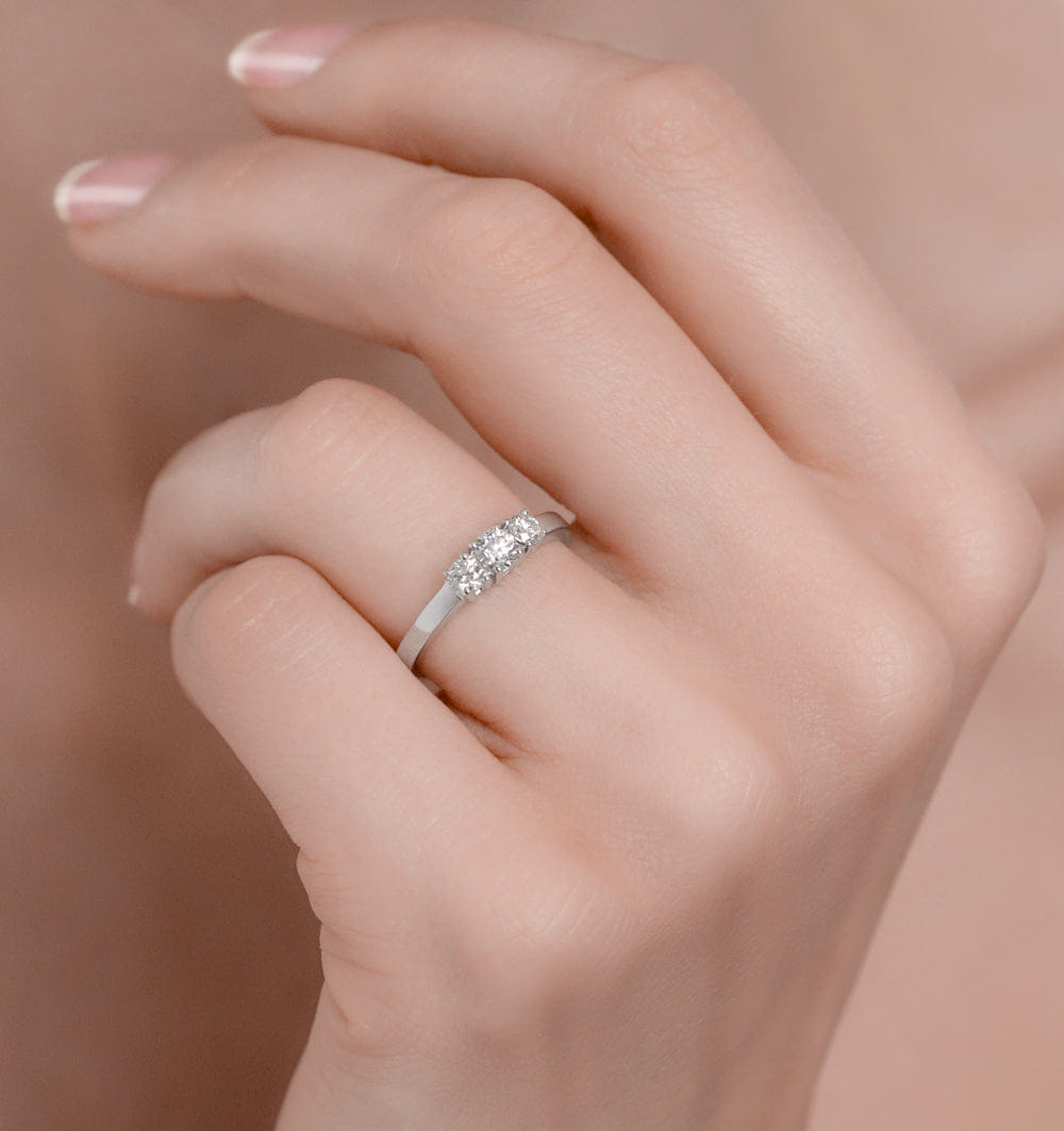 Diamond Ellie 18K White Gold 3 Stone Lab Diamond Ring 0.50CT G/VS