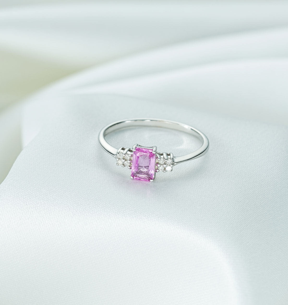 Diamond 9K White Gold Diamond Pink Sapphire Ring 0.06ct