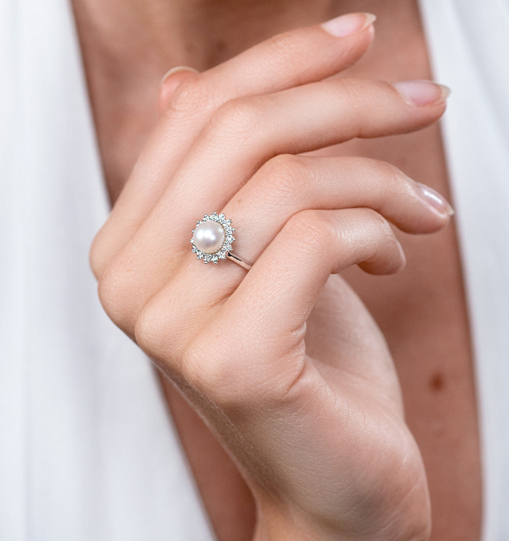 Diamond Stellato Collection Pearl and Diamond Ring 0.05ct in 9K White Gold