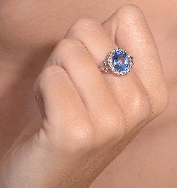 Diamond Blue Topaz 3.42ct And Diamond 9K White Gold Ring