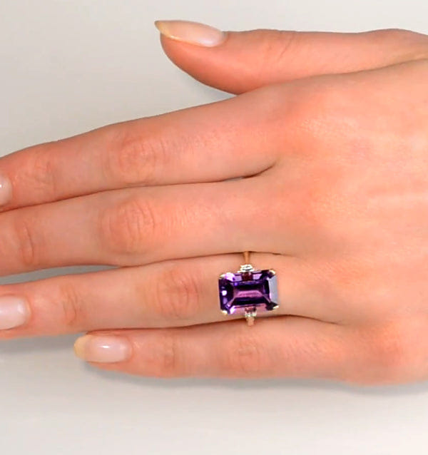 Diamond Amethyst 6.40ct And Diamond 9K Gold Ring