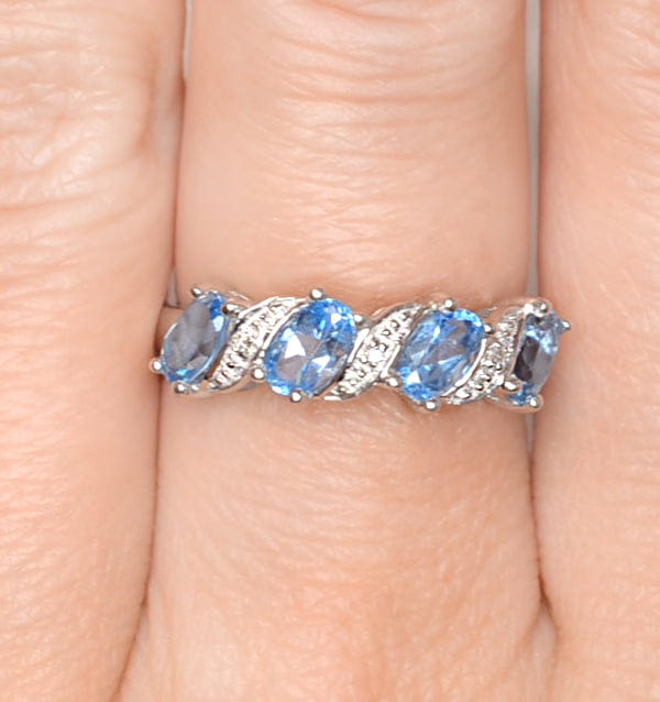 Diamond Blue Topaz 0.98CT And Diamond 9K White Gold Ring