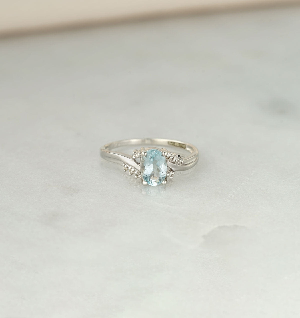 Diamond Aquamarine 0.70CT And Diamond 18K White Gold Ring N4442