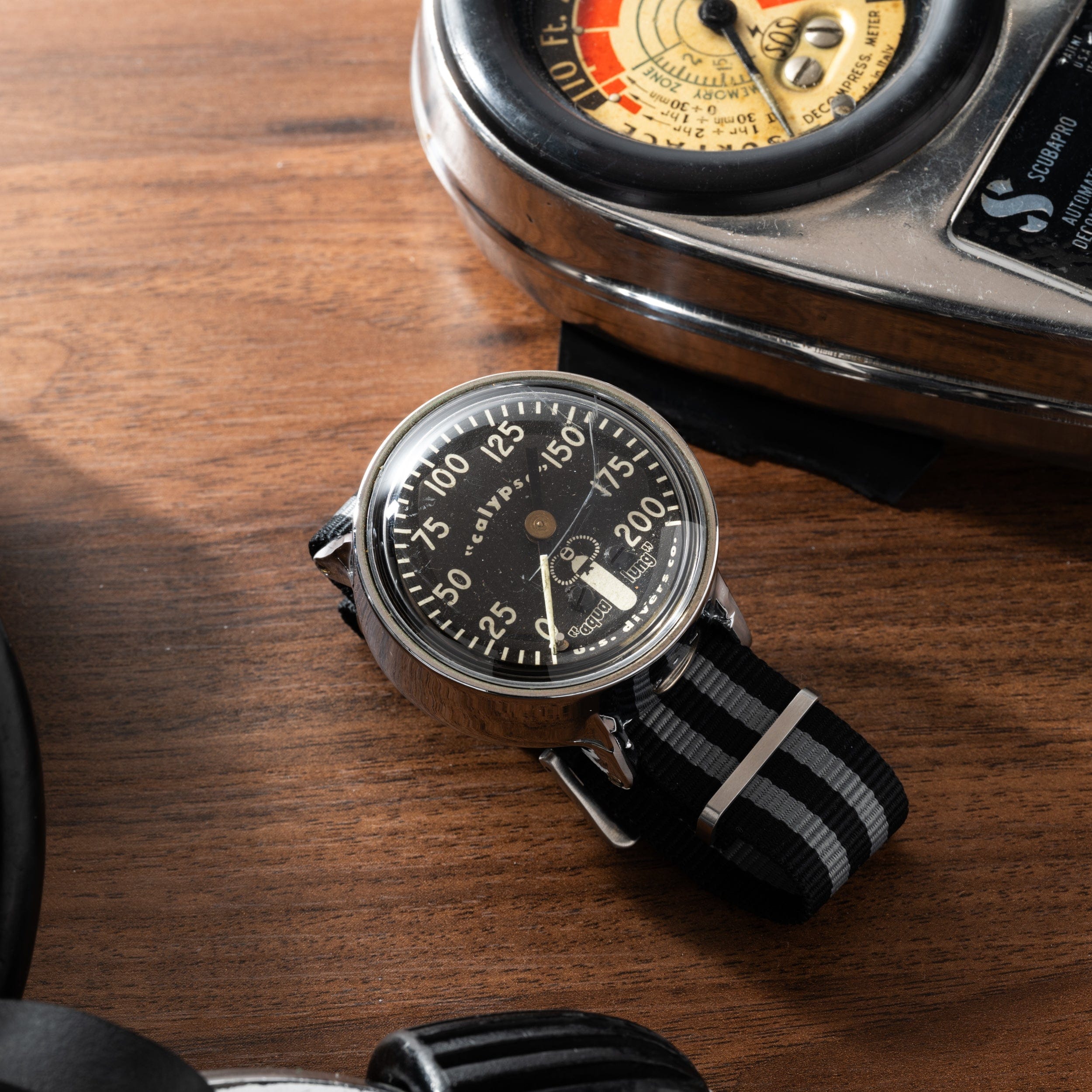 Calypso Depth Gauge