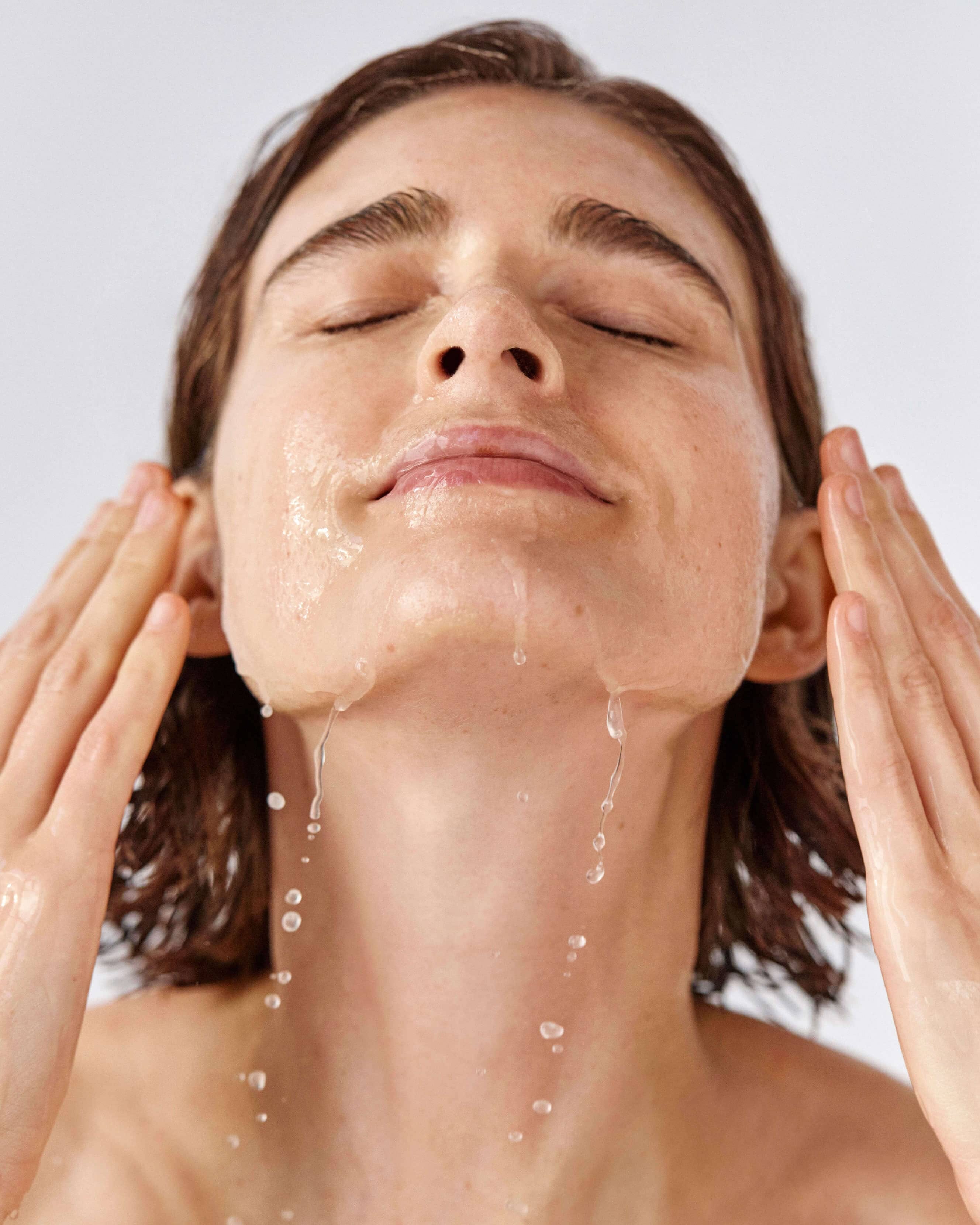 True Botanicals Renew Nourishing Cleanser