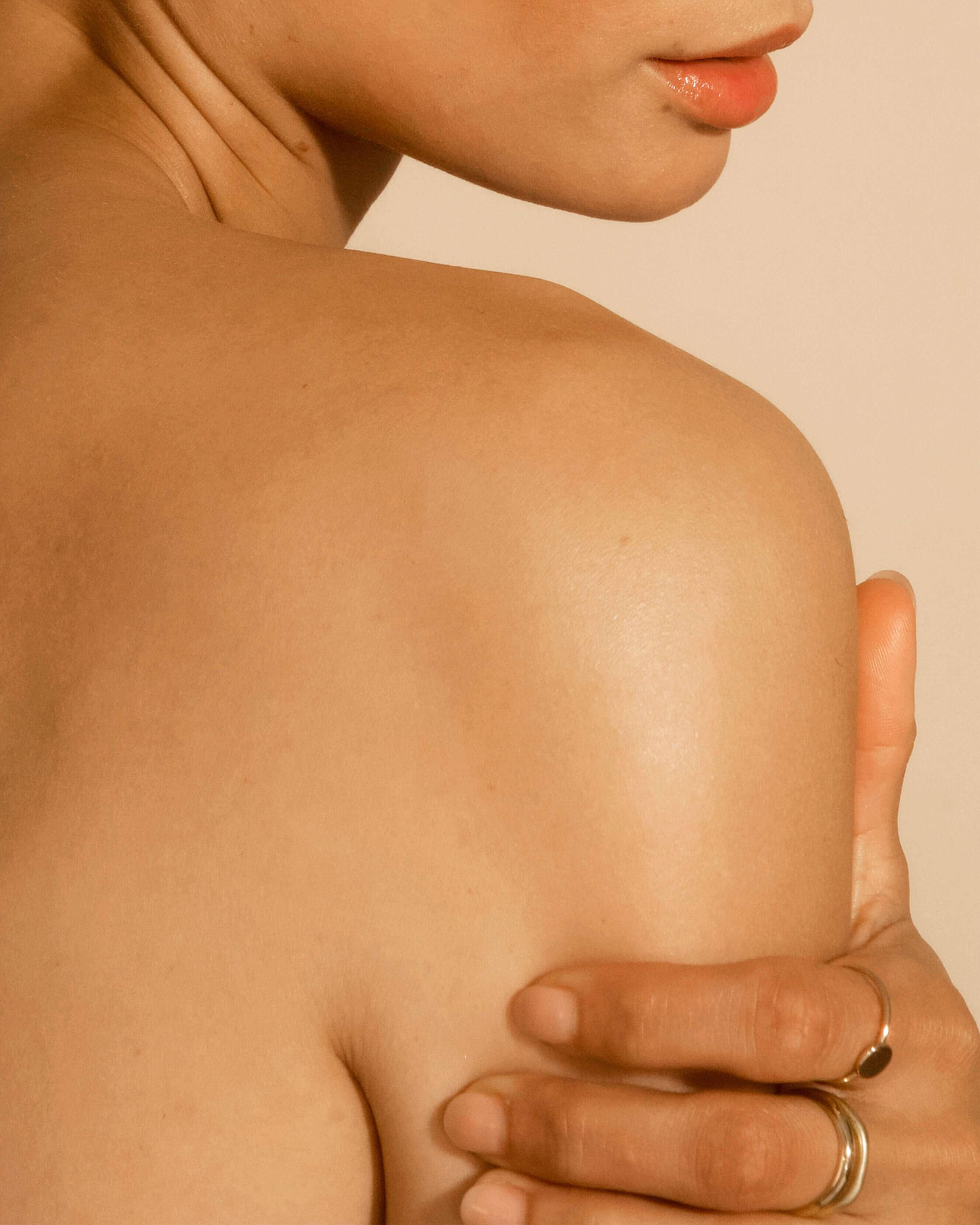 True Botanicals Pure Radiance Body Butter