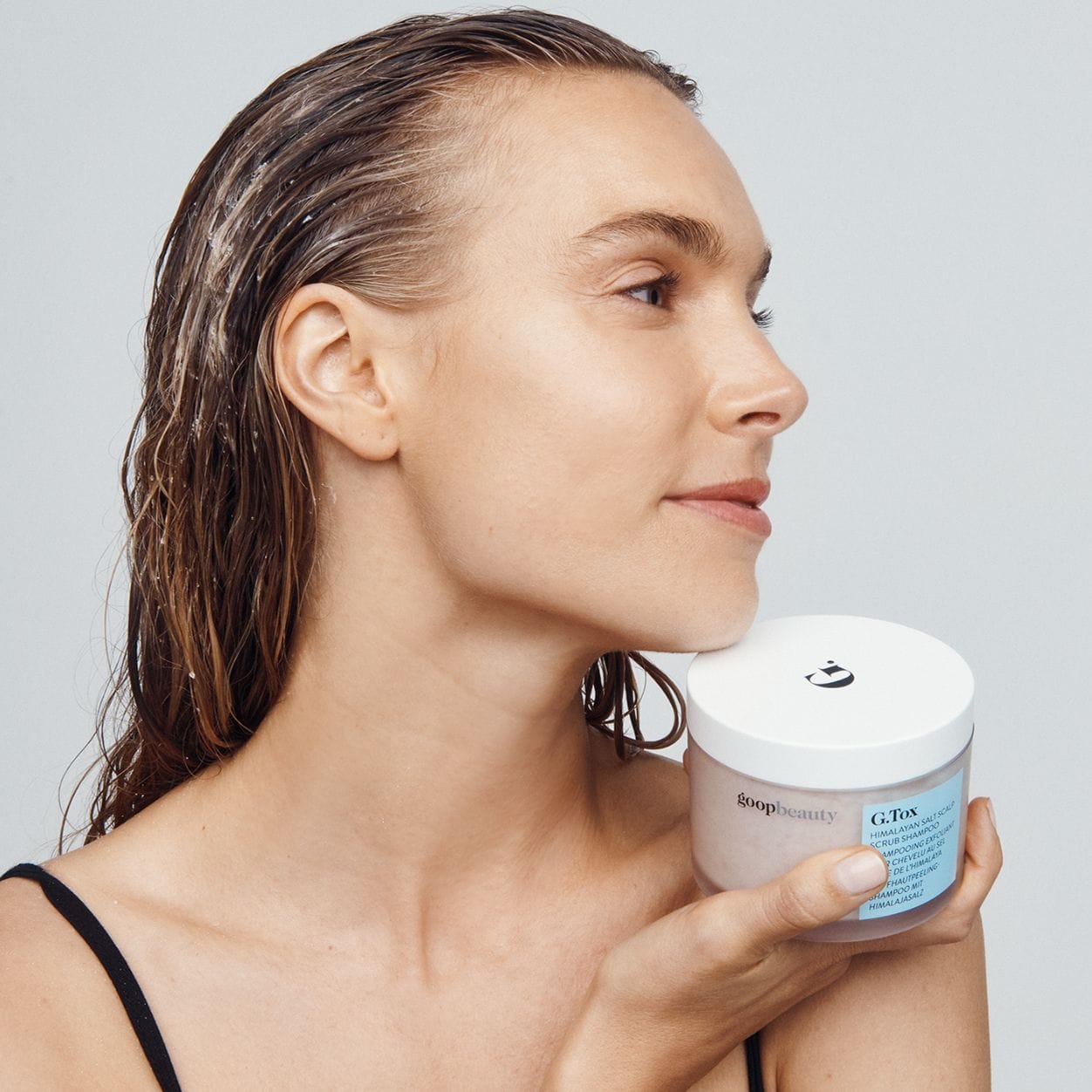 Goop Beauty Himalayan Salt Scrub Shampoo