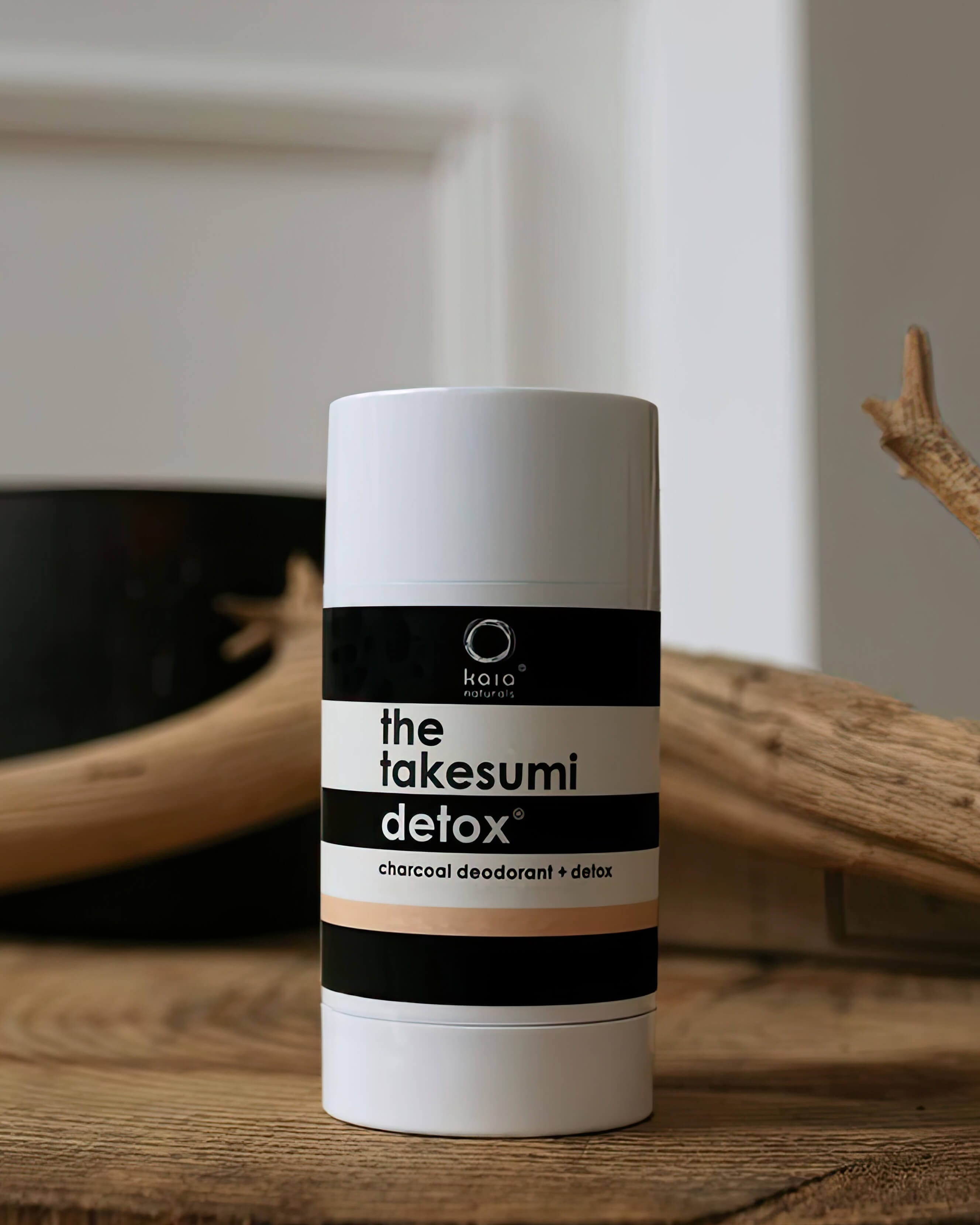 Kaia Naturals Charcoal Deodorant Black Oak & Bourbon