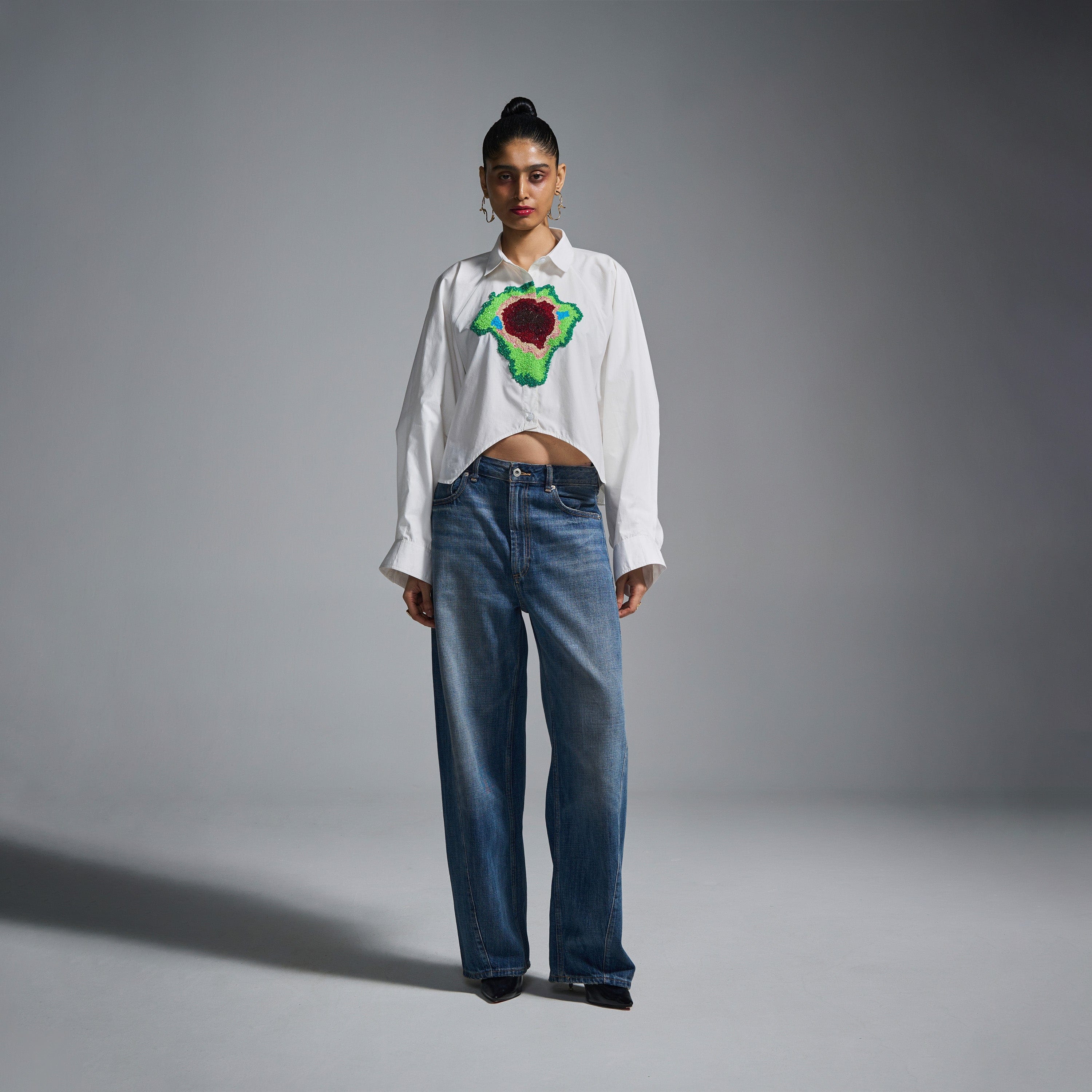 WHITE* Hand - embroidered Blood cropped shirt - White