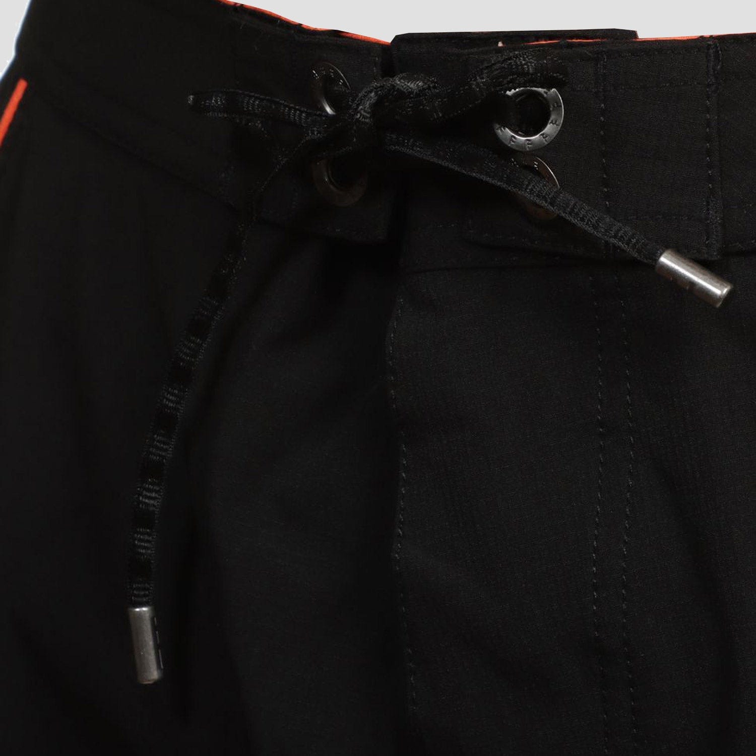 Former Reynolds 20" Trunk Black / Orange