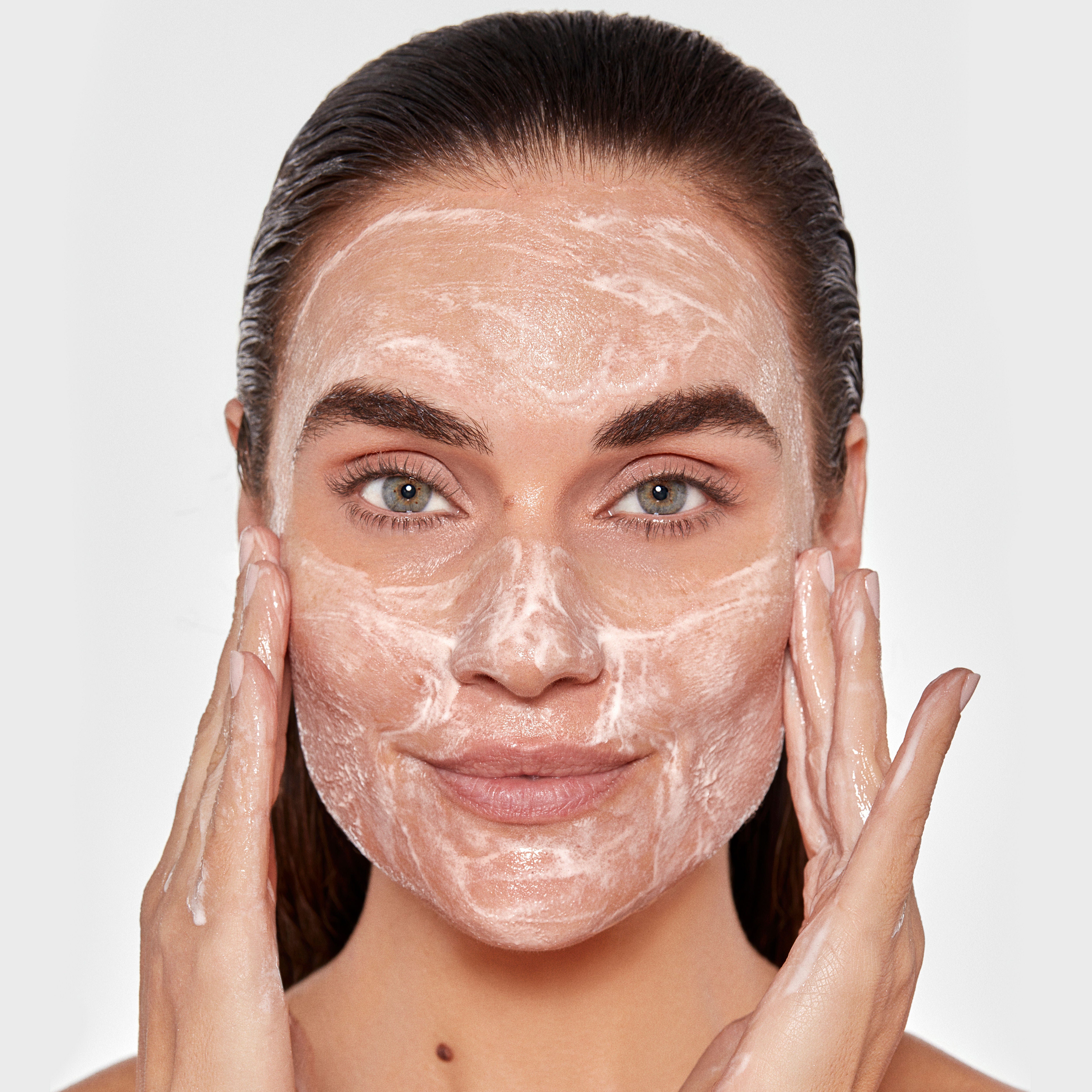111skin Enzyme Exfoliating Cleanser