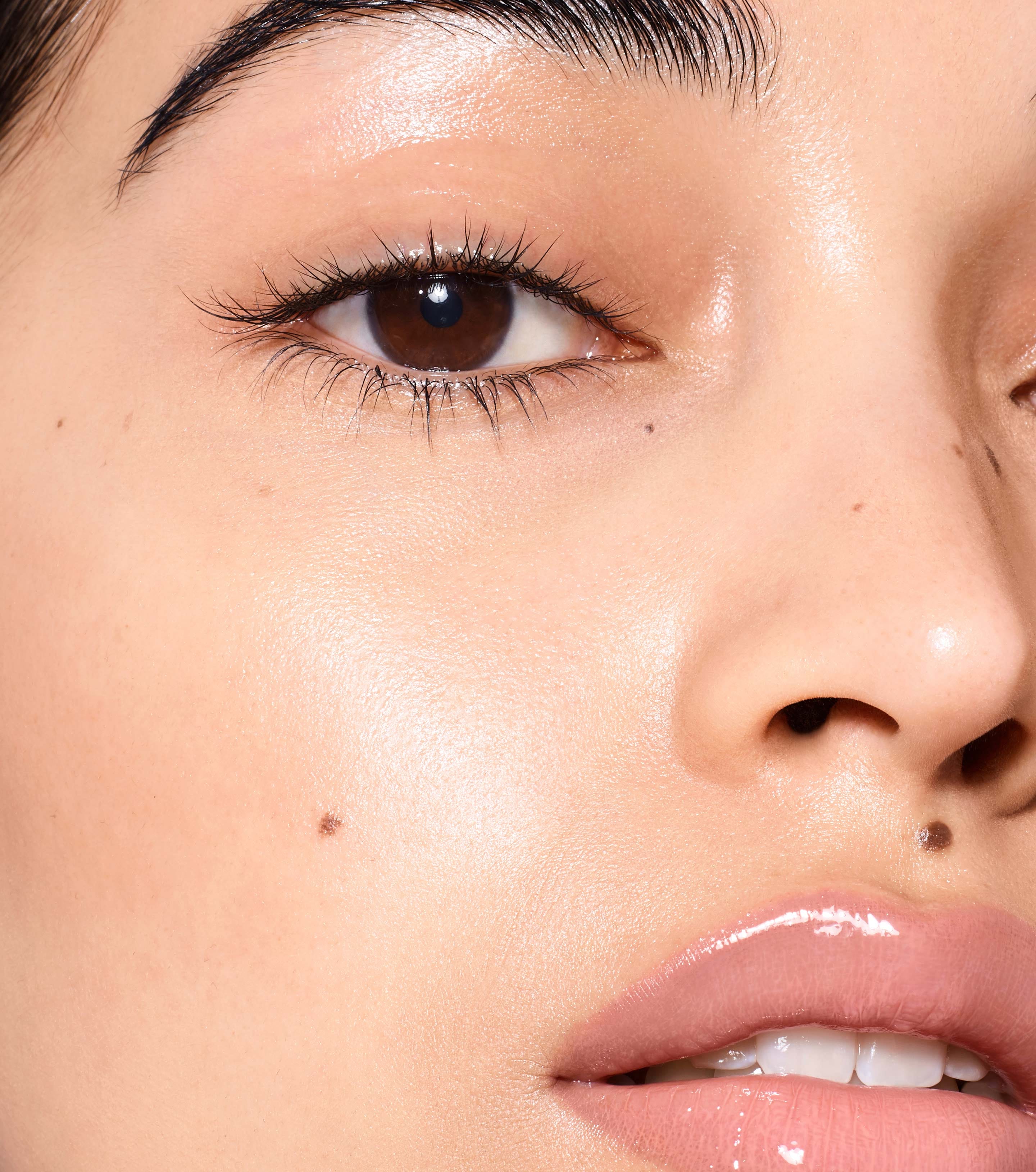 Atelier Vital Skin Foundation Stick - Atelier III
