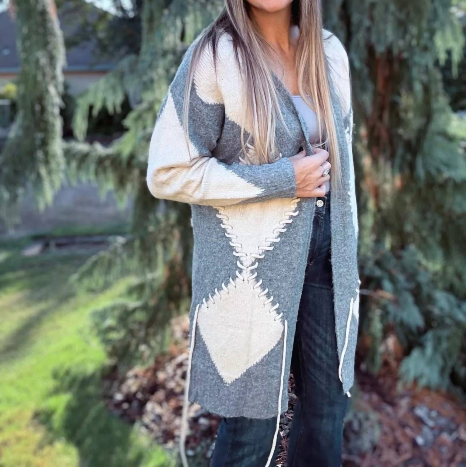 Diamond Knit Cardigan In Oatmeal & Gray