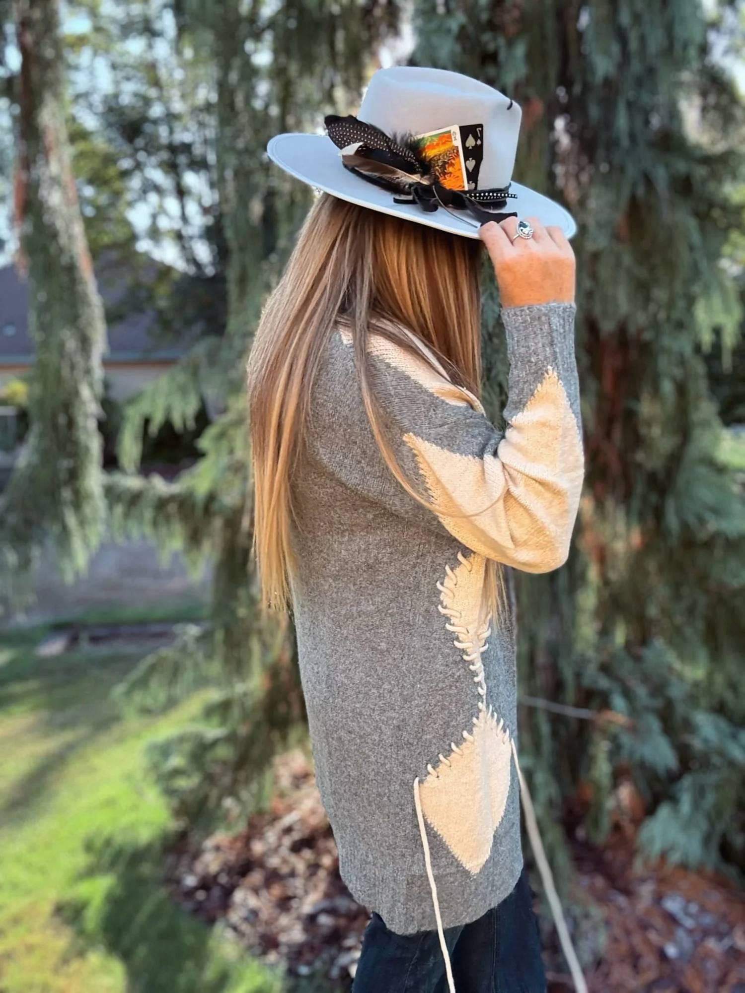 Diamond Knit Cardigan In Oatmeal & Gray