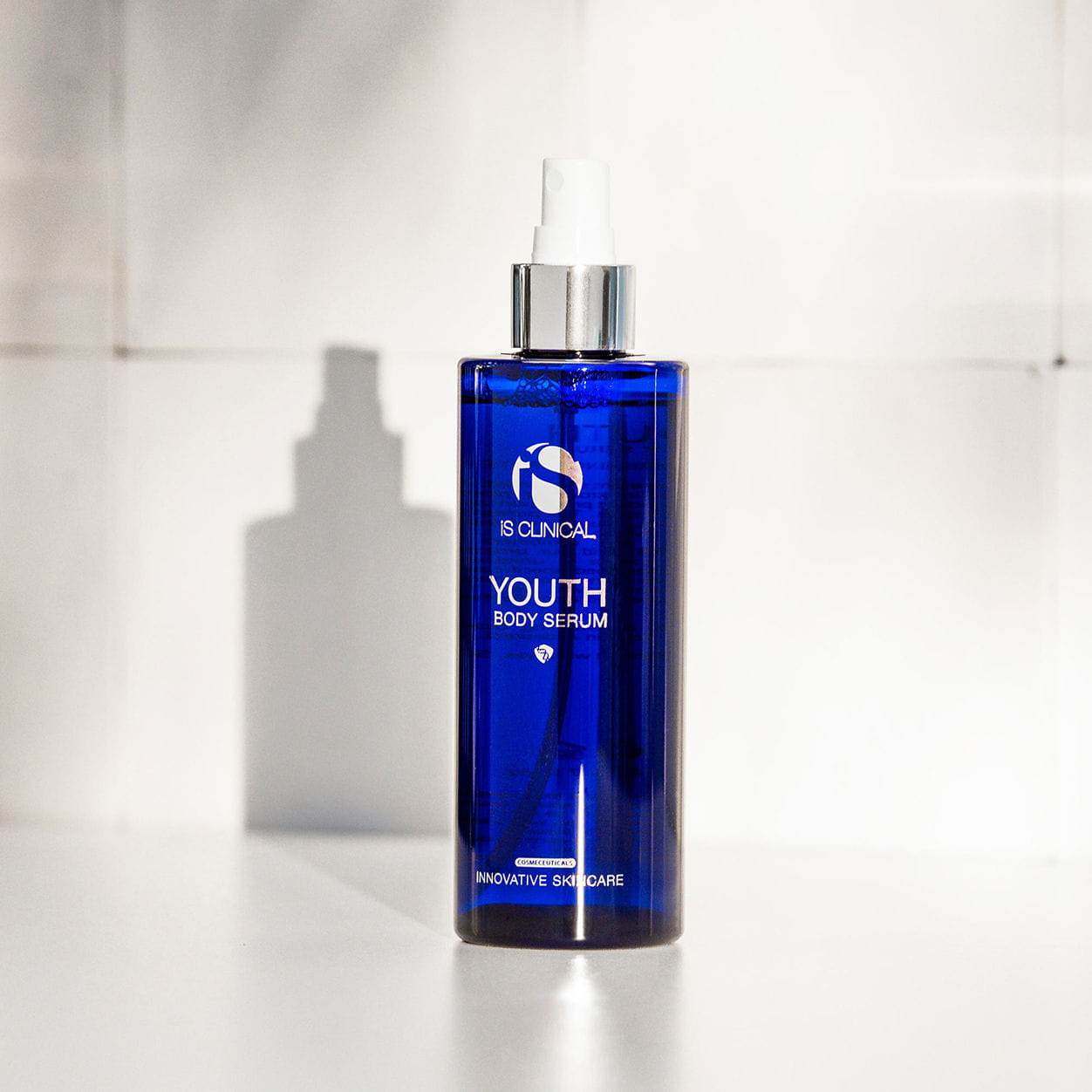 IS Clinical Youth Body Serum