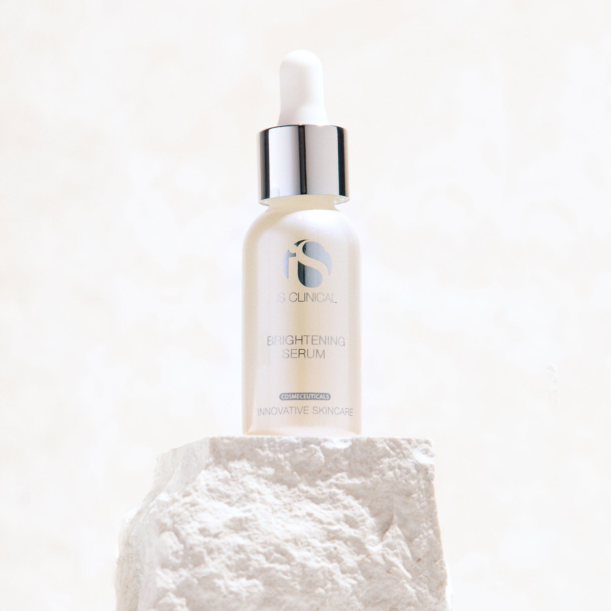 IS Clinical Brightening Serum