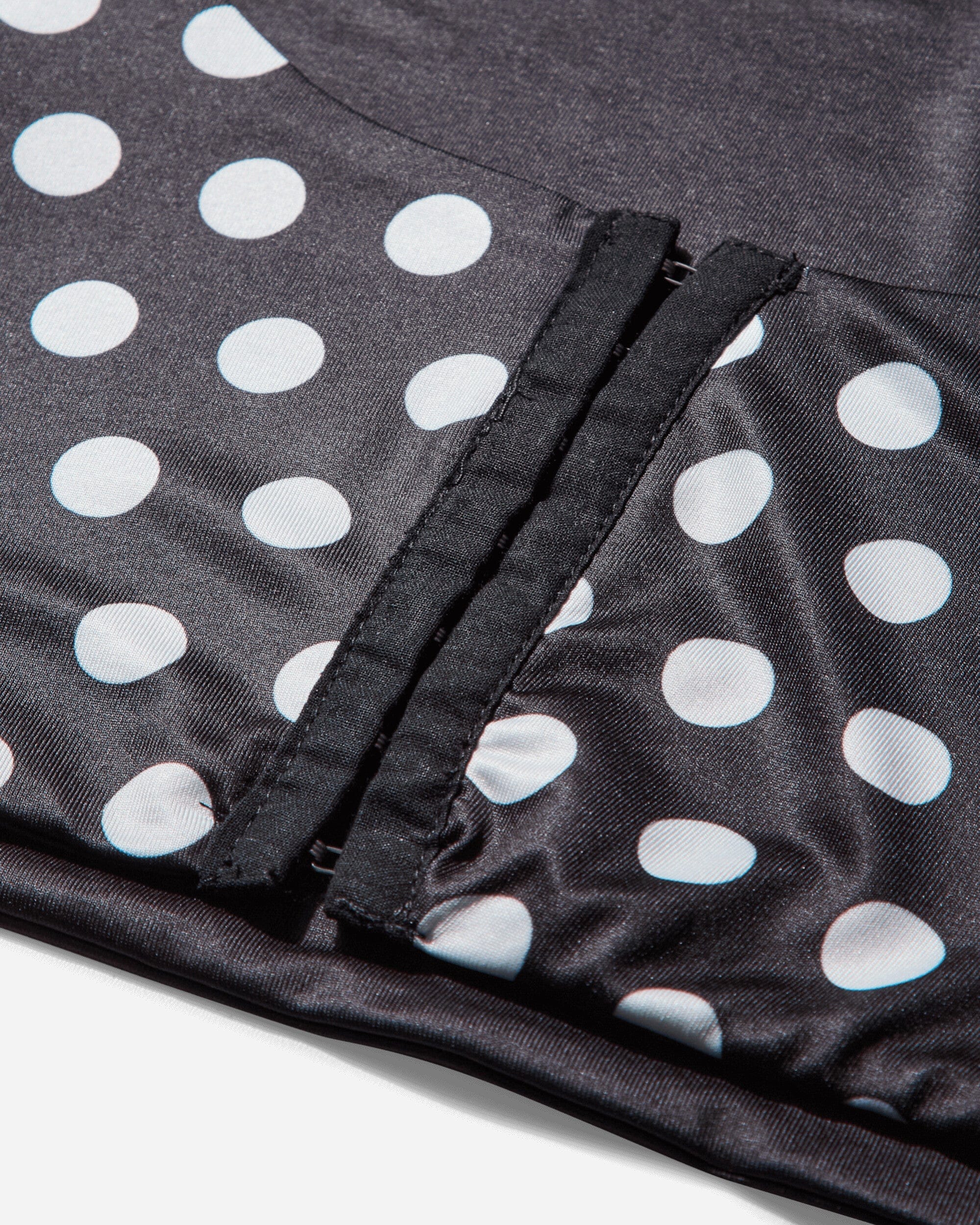 Nii Hai Women's Polka Hooded Crop Top Black / White