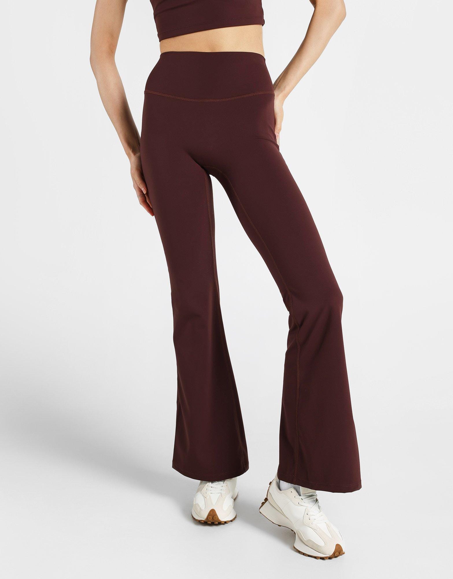 Cheak Scrunch Flare Legging