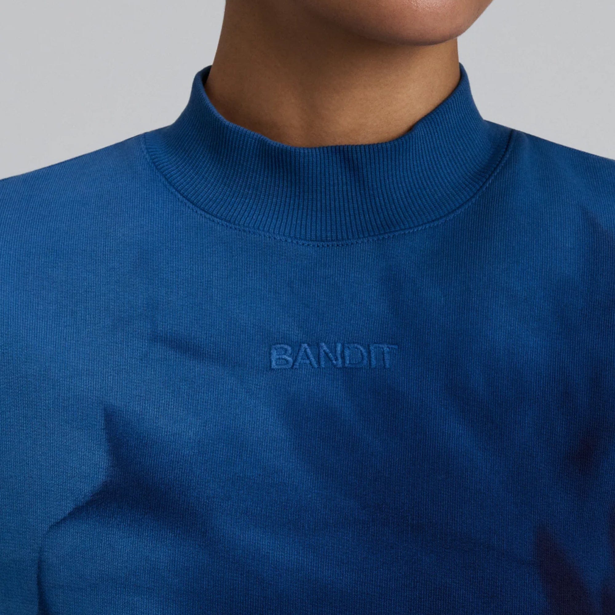 Bandit Running Womens Classic Cropped Mockneck Sweatshirt
