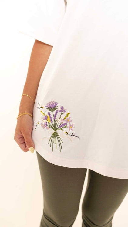 SELF LOVE BEE ADULTS T - SHIRT (قميص)