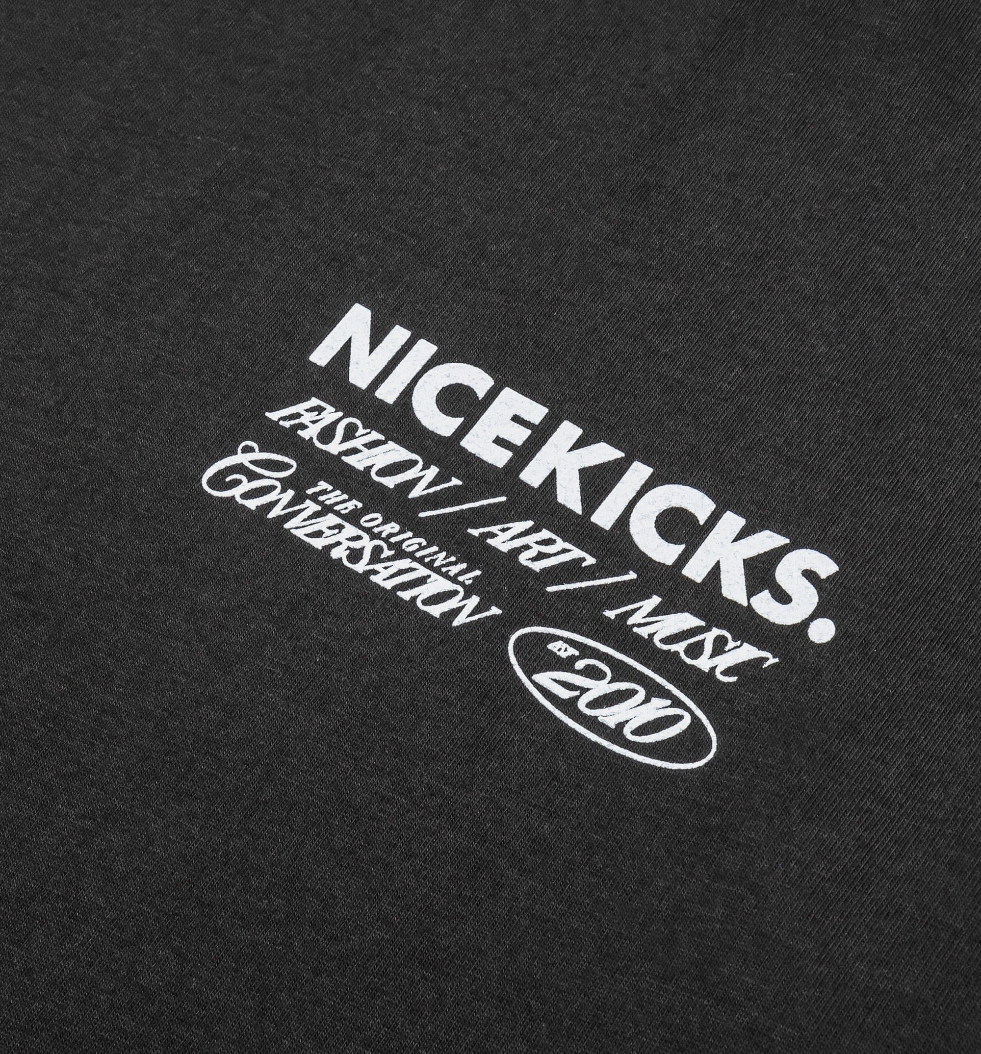 NICE KICKS Premium Be Nice Graphic Mens Short Sleeve Shirt - Charcoal