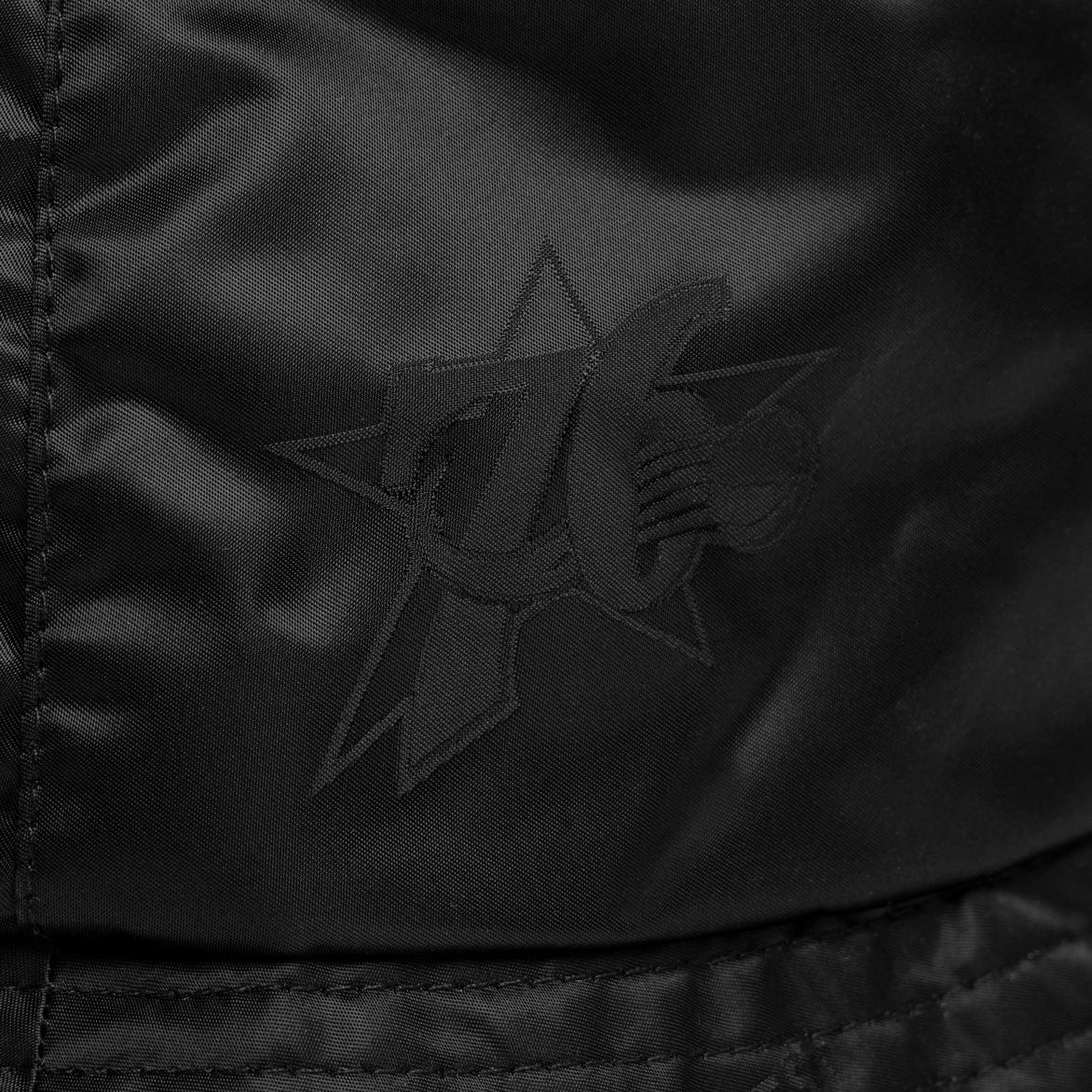 Everest ISLES x 76ERS BUCKET HAT - BLACK