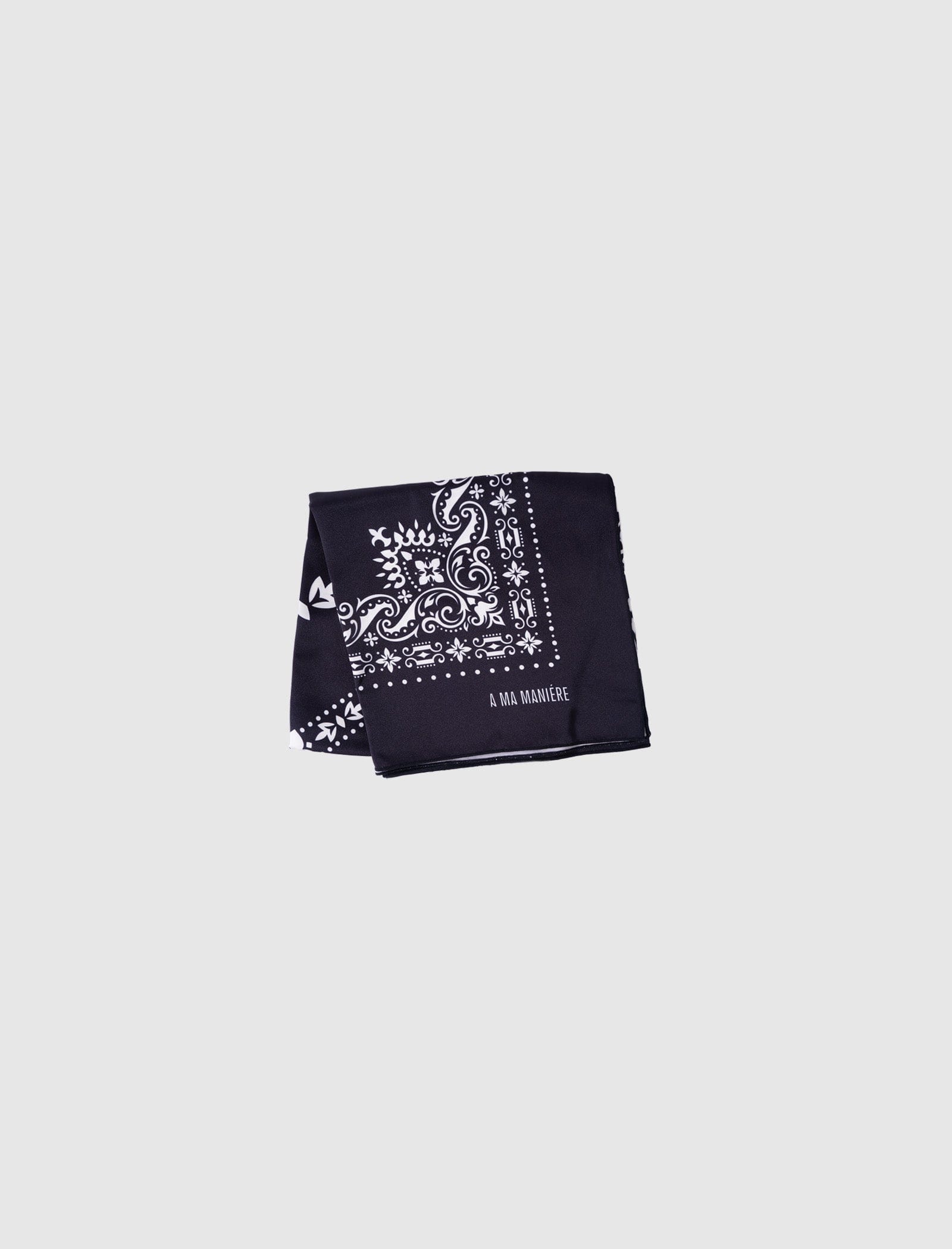 JORDAN BRAND A MA MANIÉRE x JORDAN BRAND SCARF