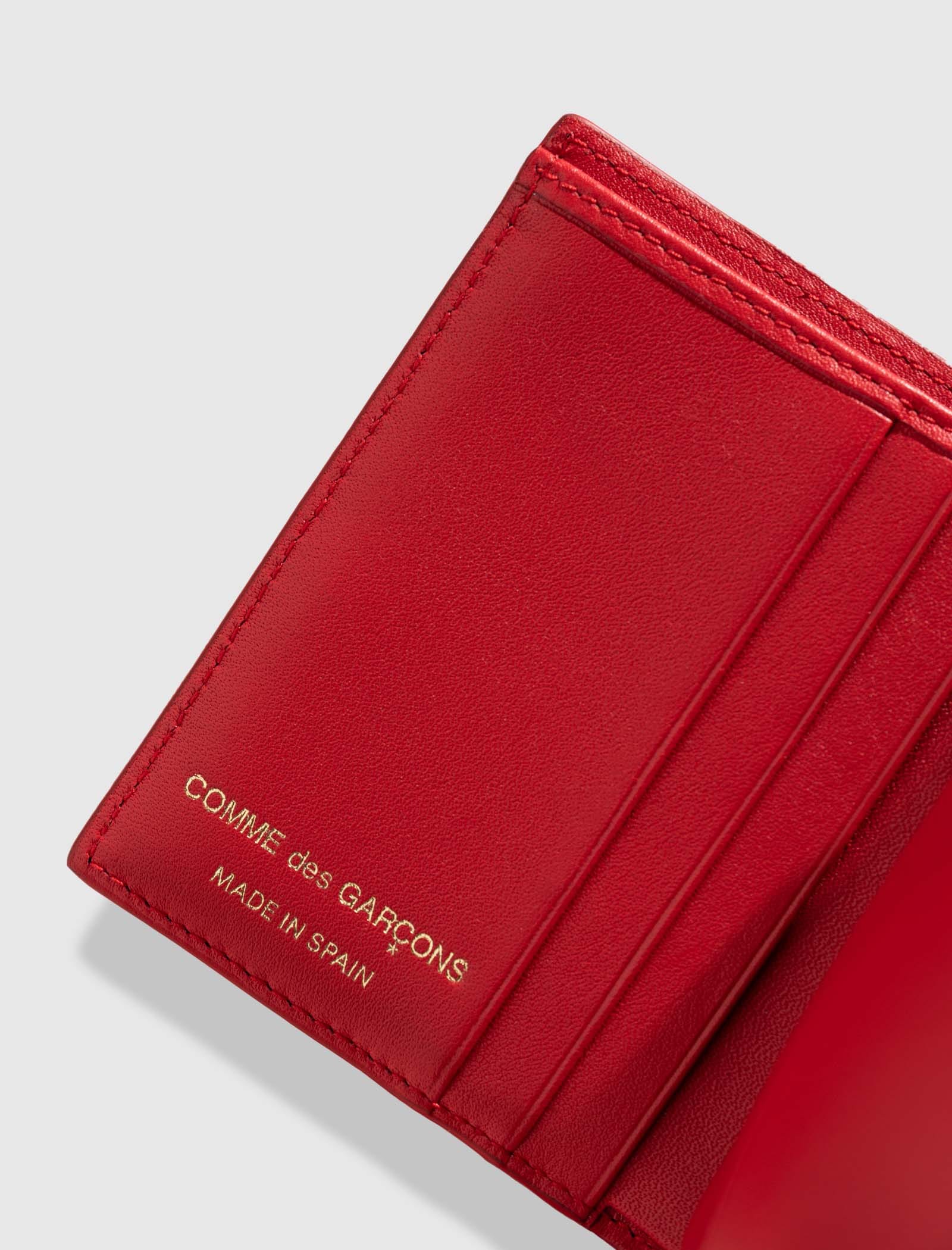 CDG Wallet EMBOSSED ZIP WALLET