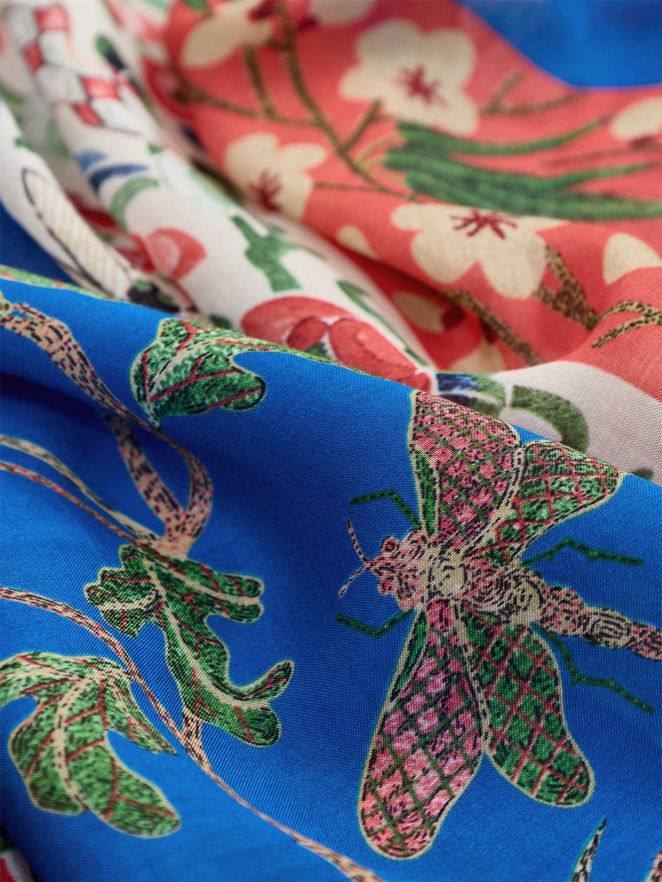 One Hundred Stars Ribbons Print Scarf Blue